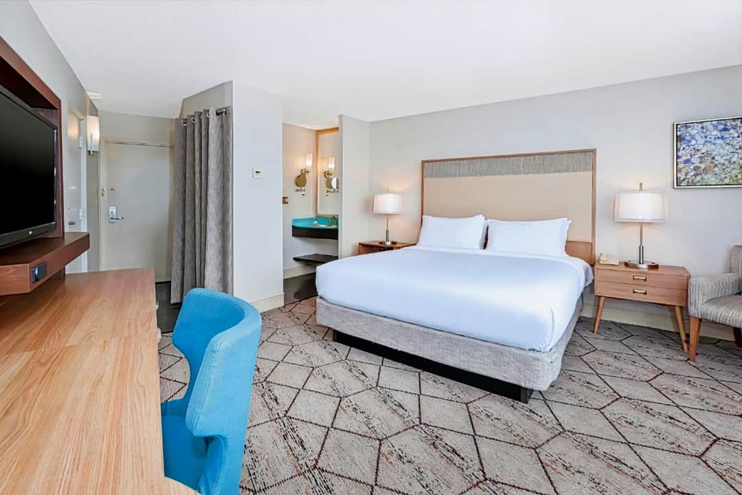 Crowne Plaza Syracuse