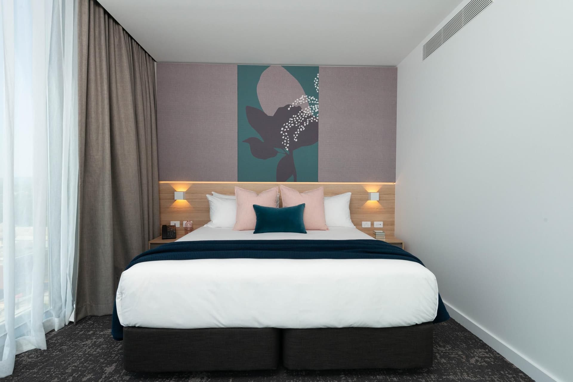 Crowne Plaza Adelaide, an IHG Hotel
