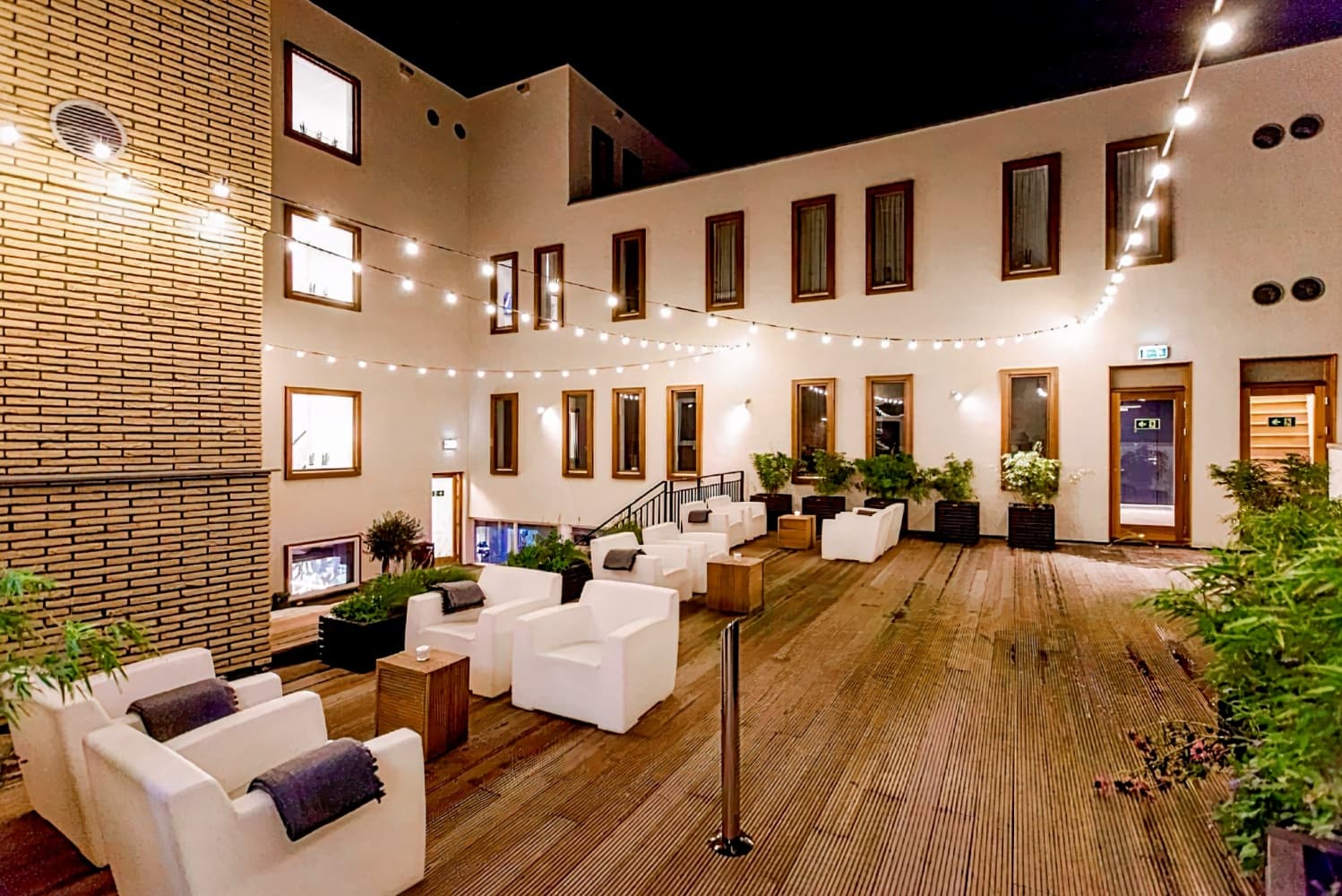 Kaboom Hotel