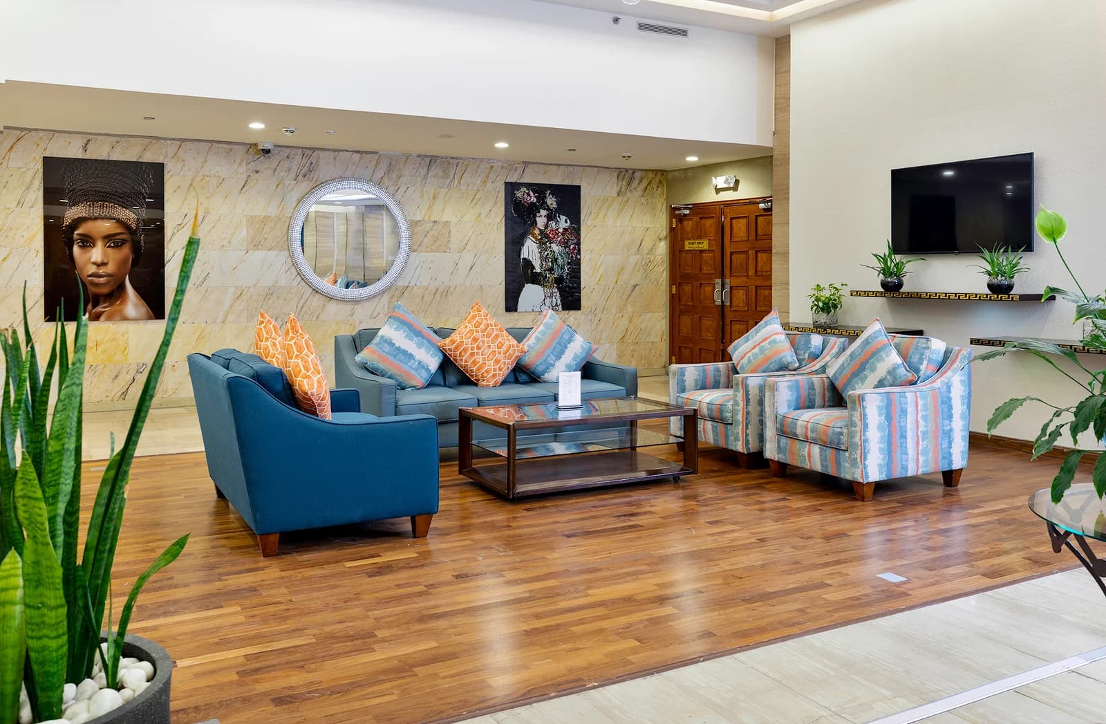 Treffen House Hotel