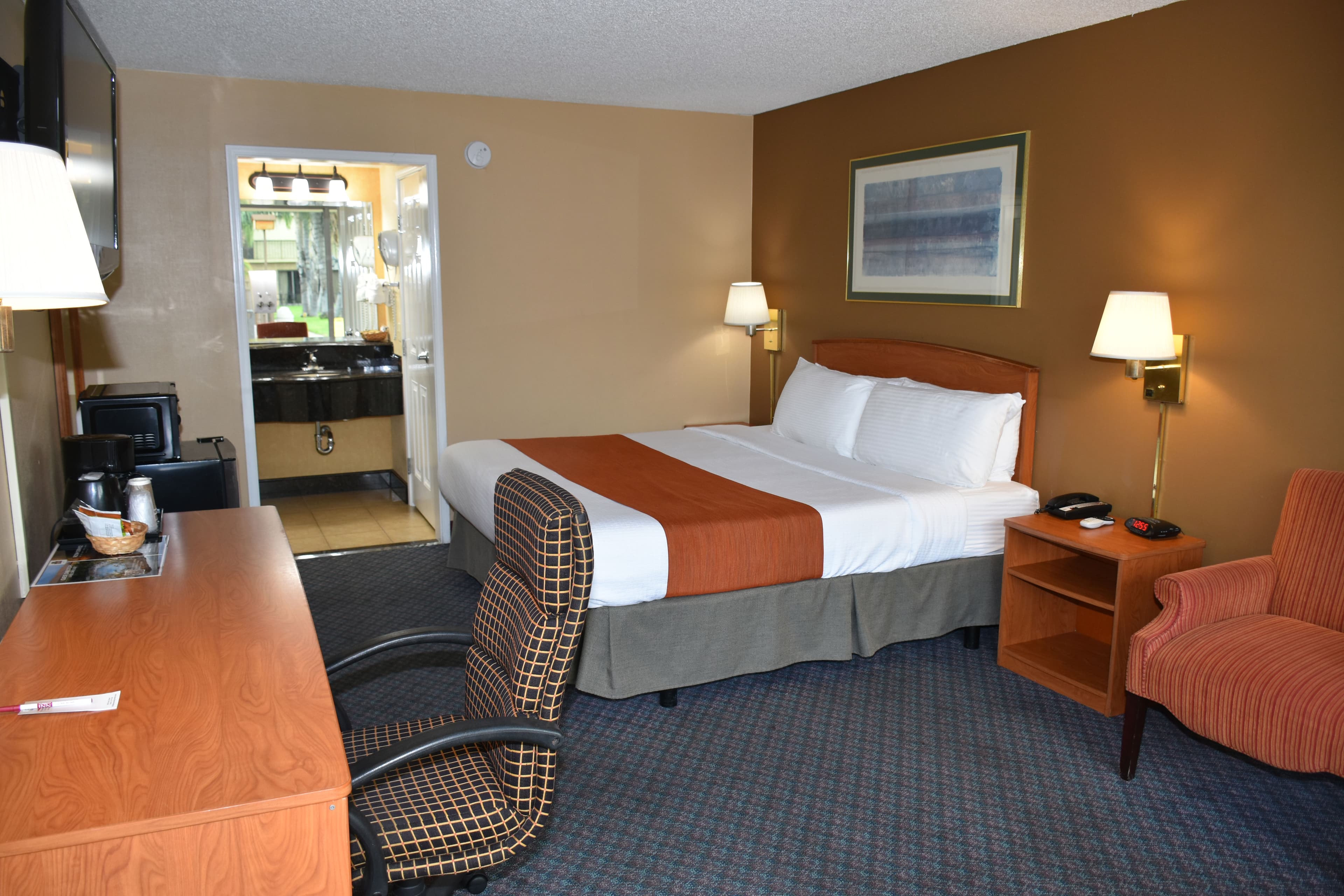 Ontario Airport Inn