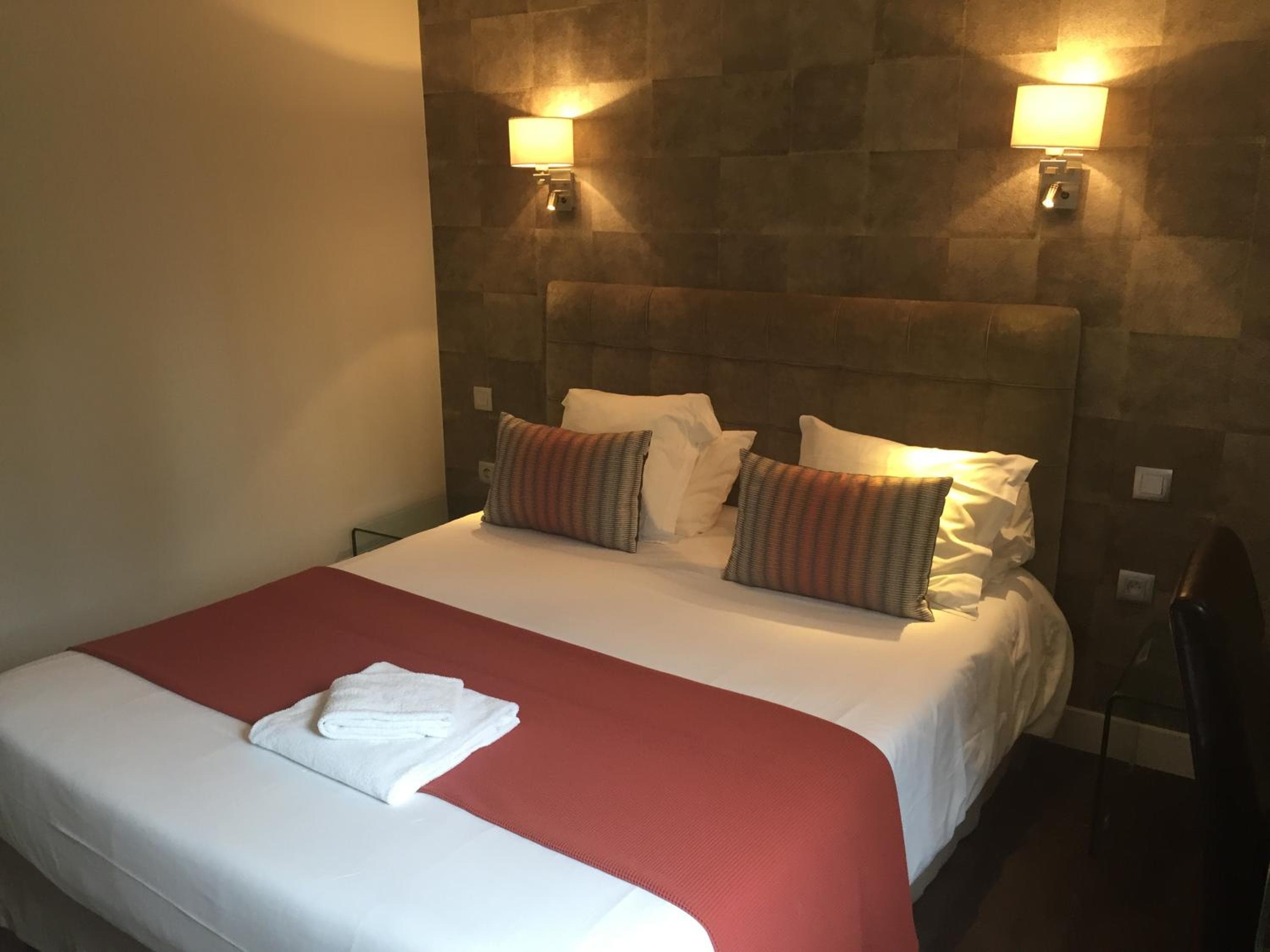 Hôtel Acadie Éragny