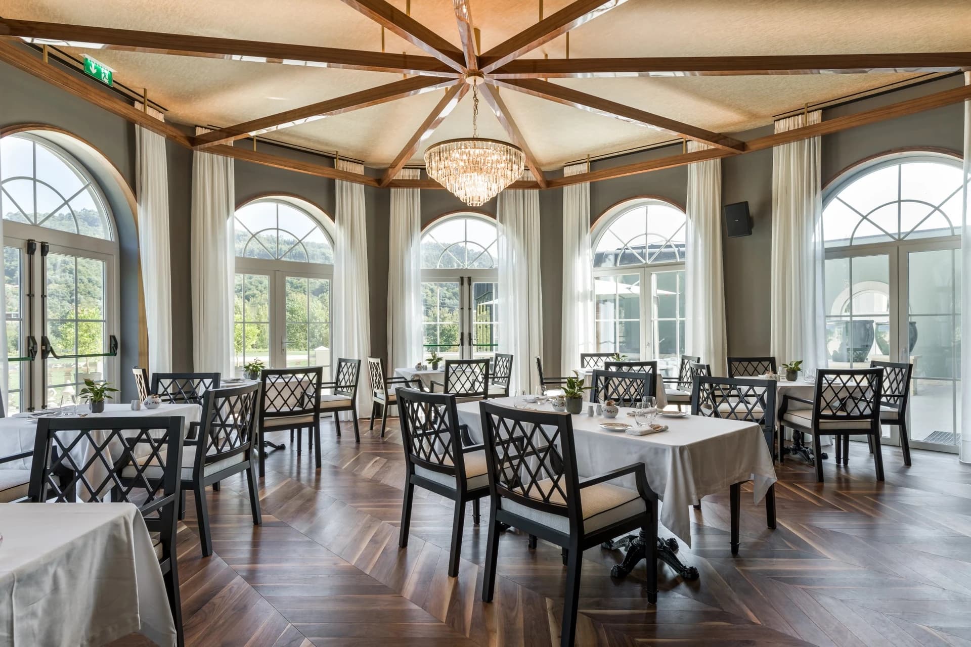 Amoure Hotel