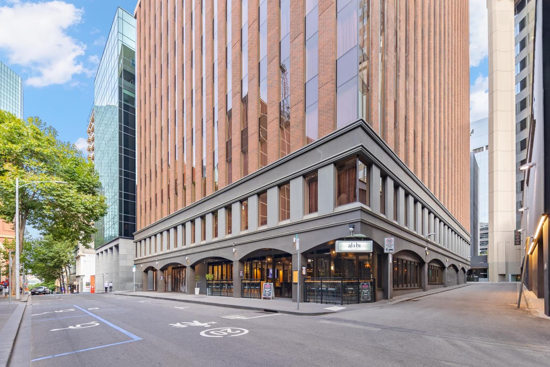 Melbourne City Suites