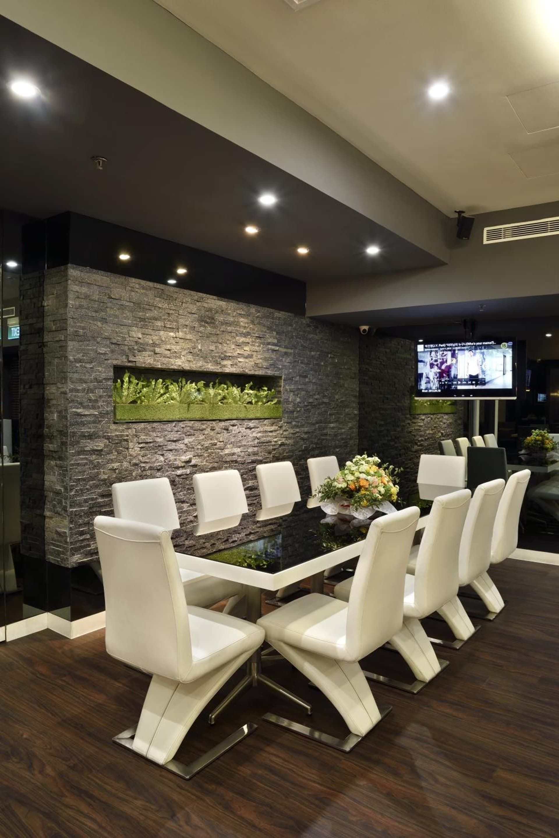 The SeaCare Hotel
