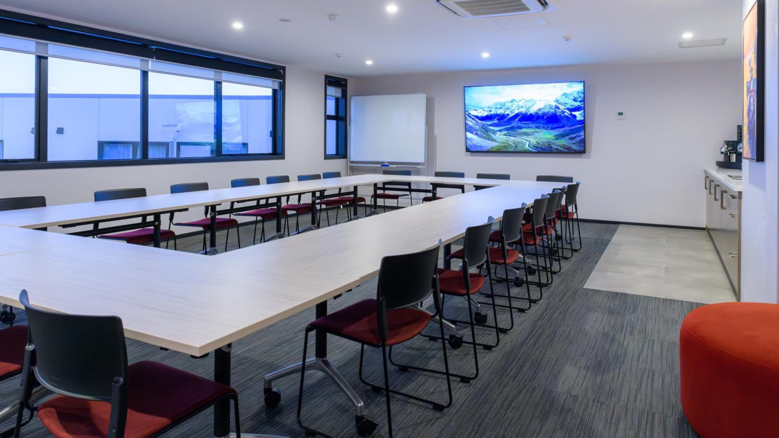 Marsden Suites Albany