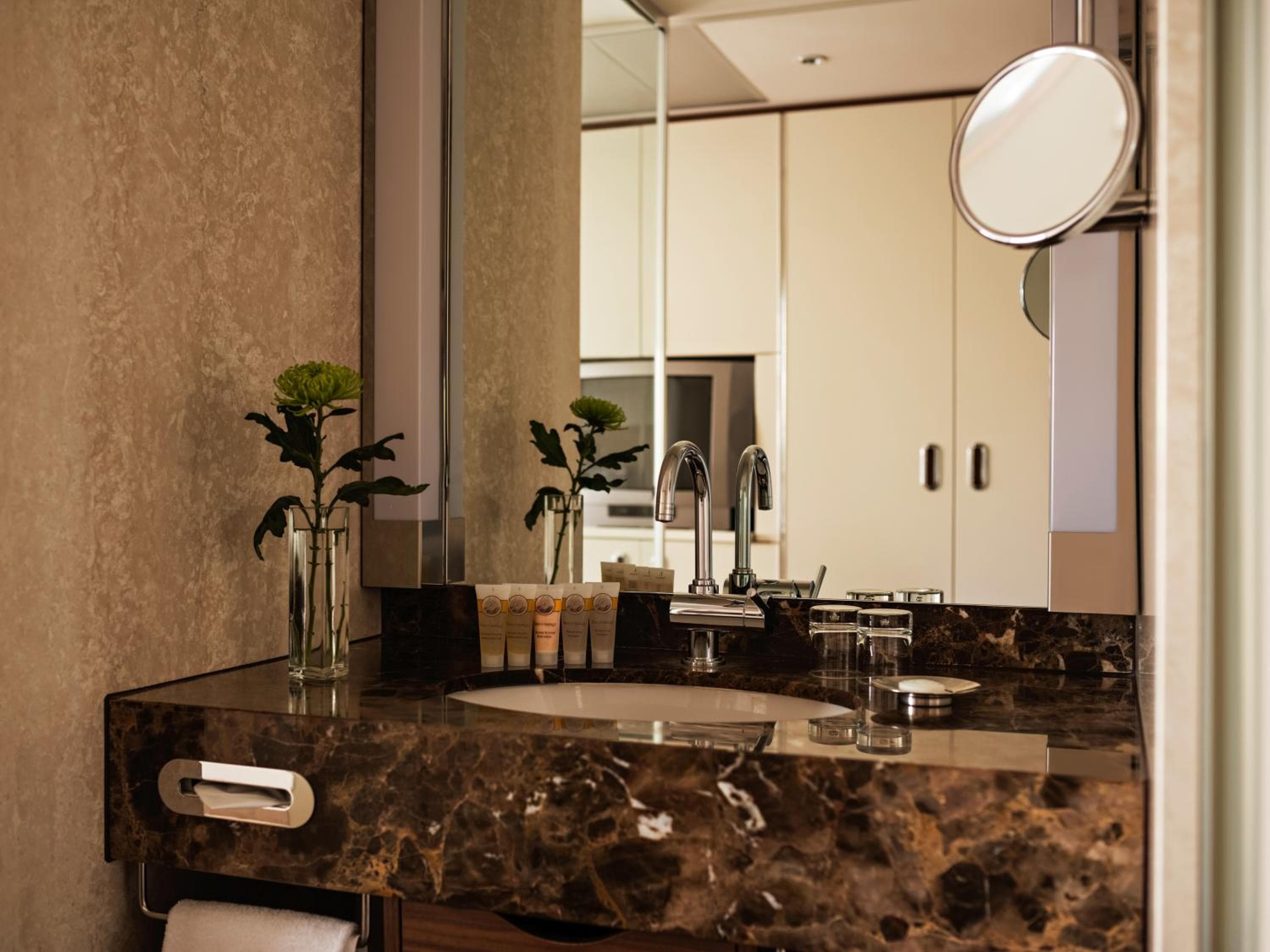 Occidental Dresden Newa