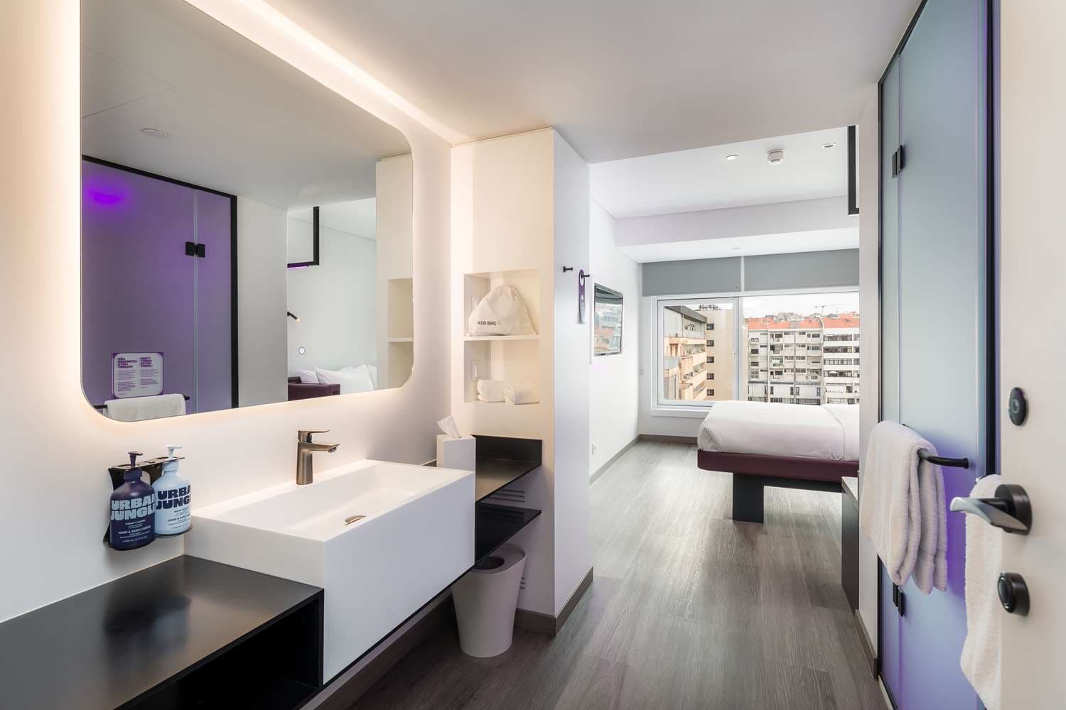 YOTEL Porto