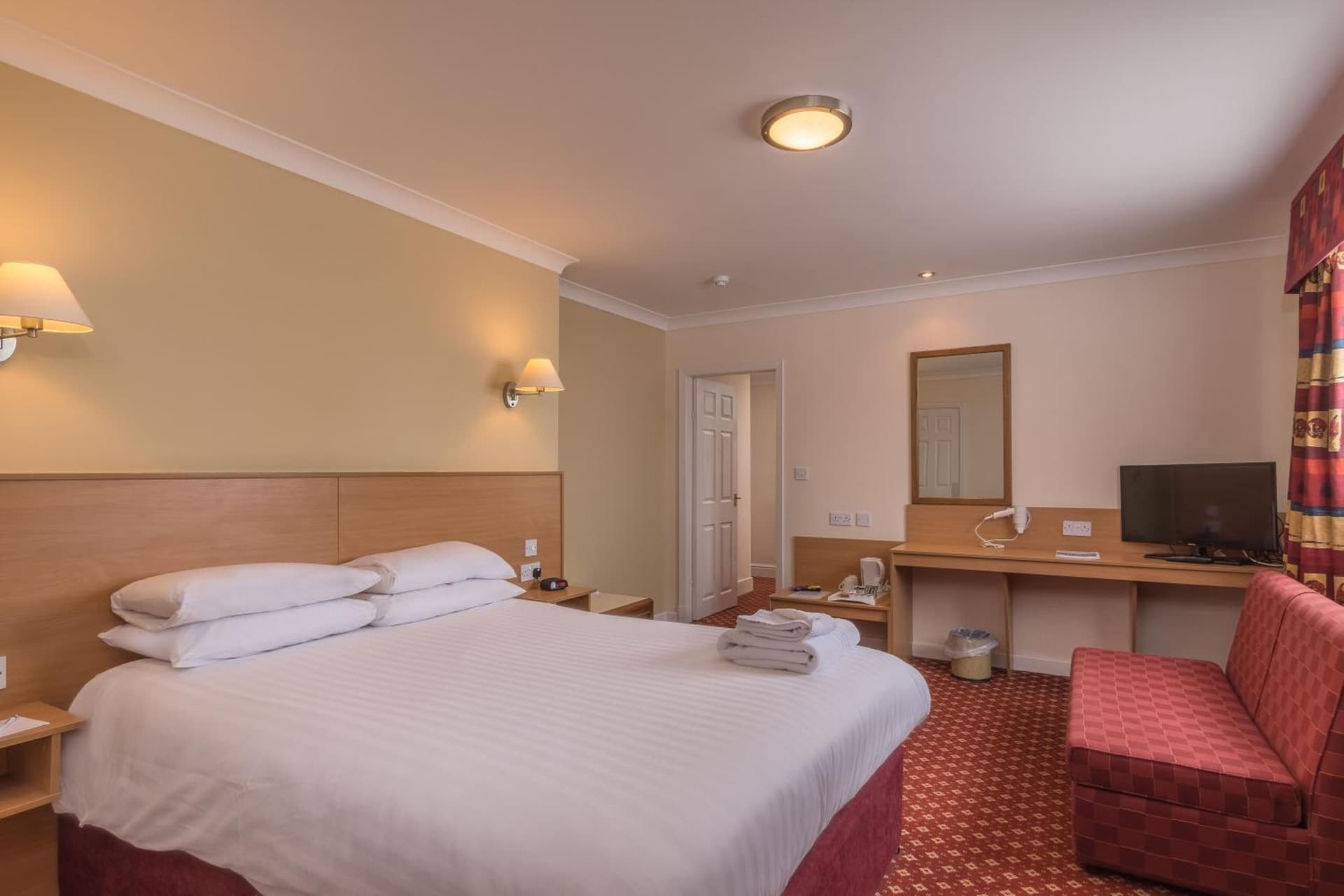 Belvilla Crewe Arms Hotel