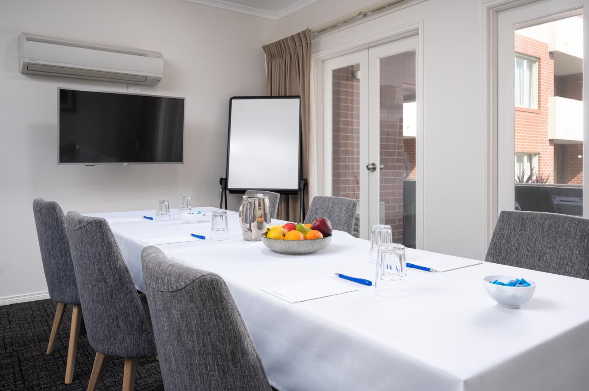 MainStay Suites Kew