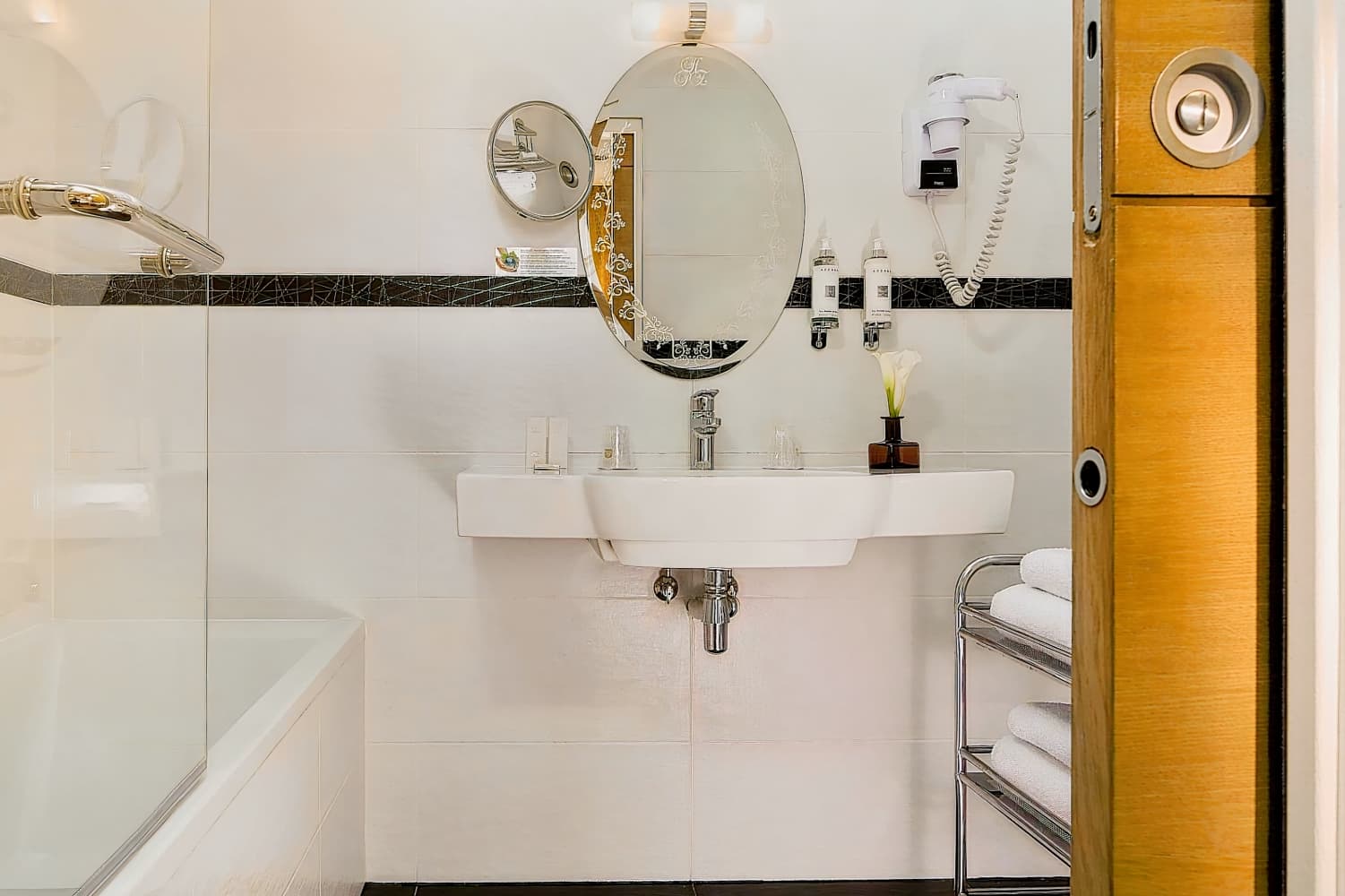 Hôtel Plaza Elysées