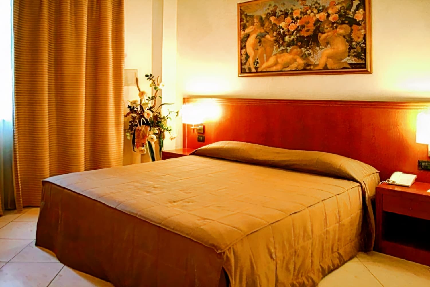 Hotel Parisi