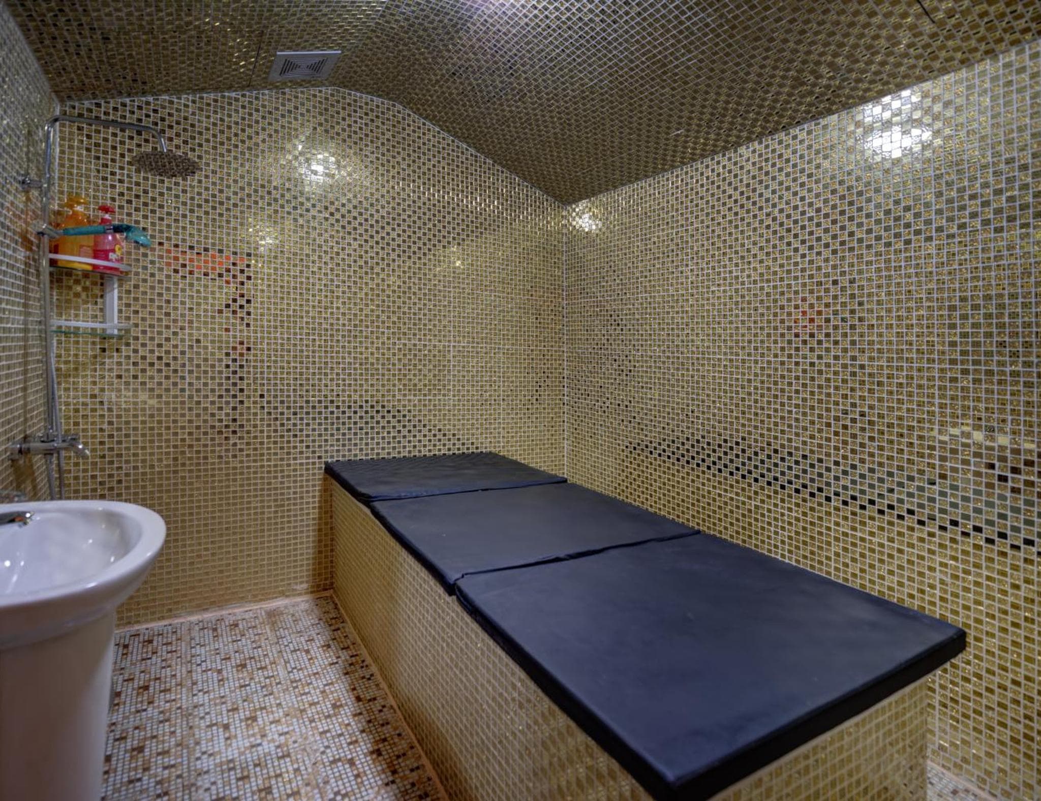 Golden Tulip Al Barsha