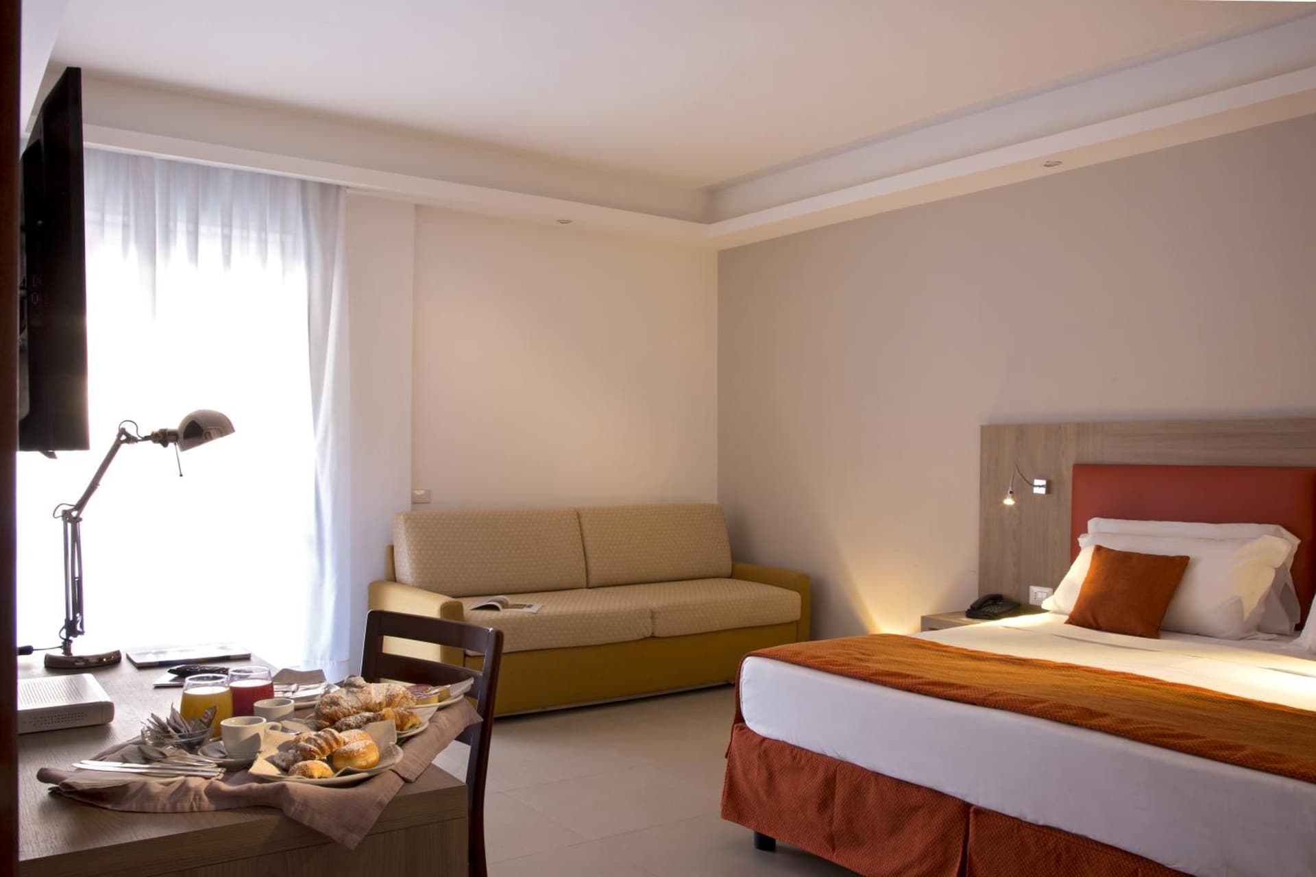 American Hotel