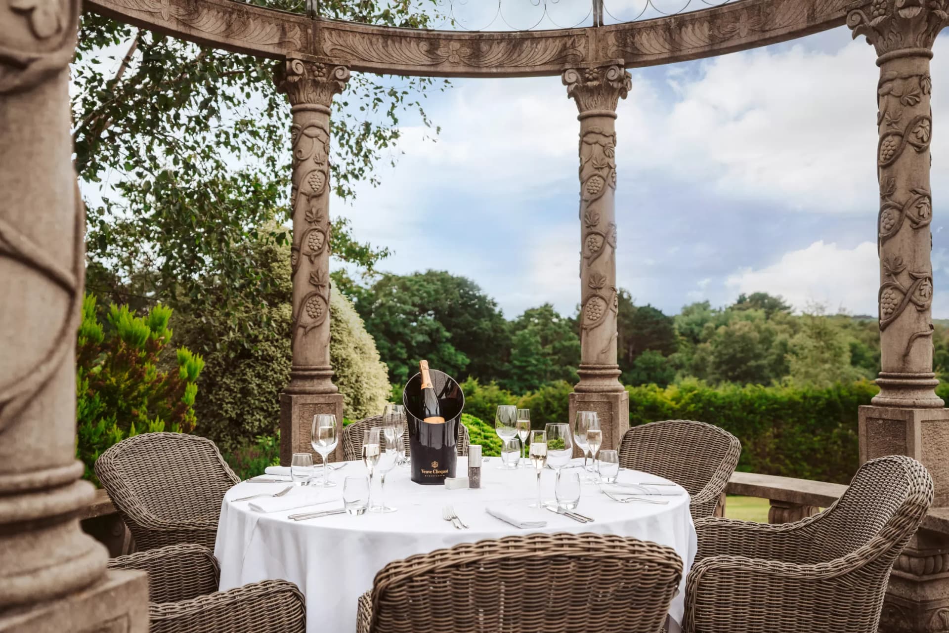 Hillbark Hotel