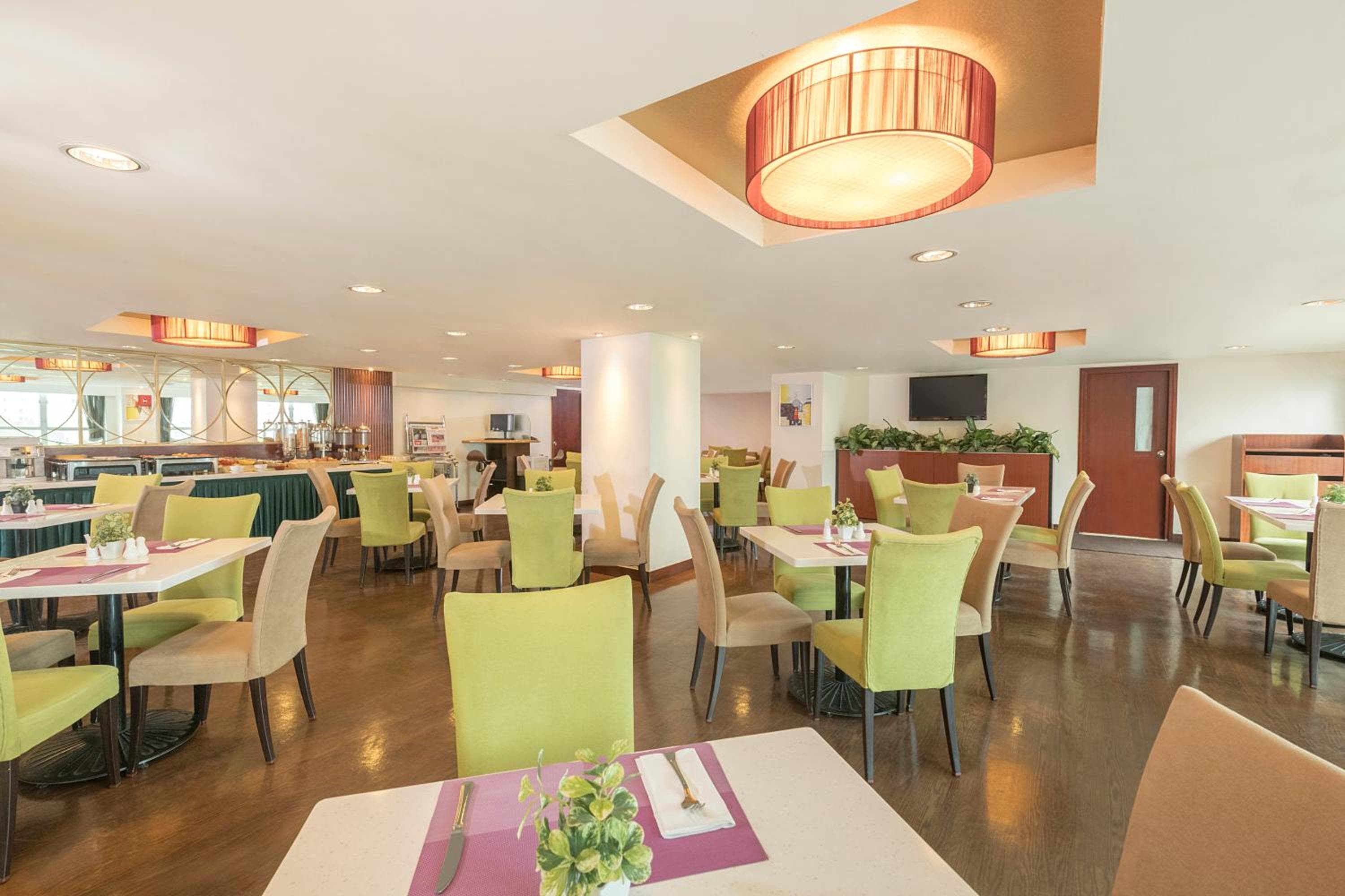 Silka Far East, Hong Kong