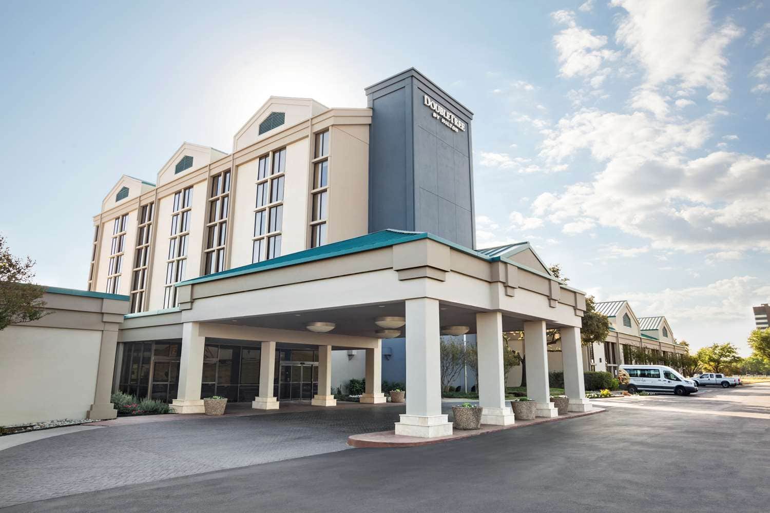 DoubleTree by Hilton Hotel Dallas - DFW Airport North