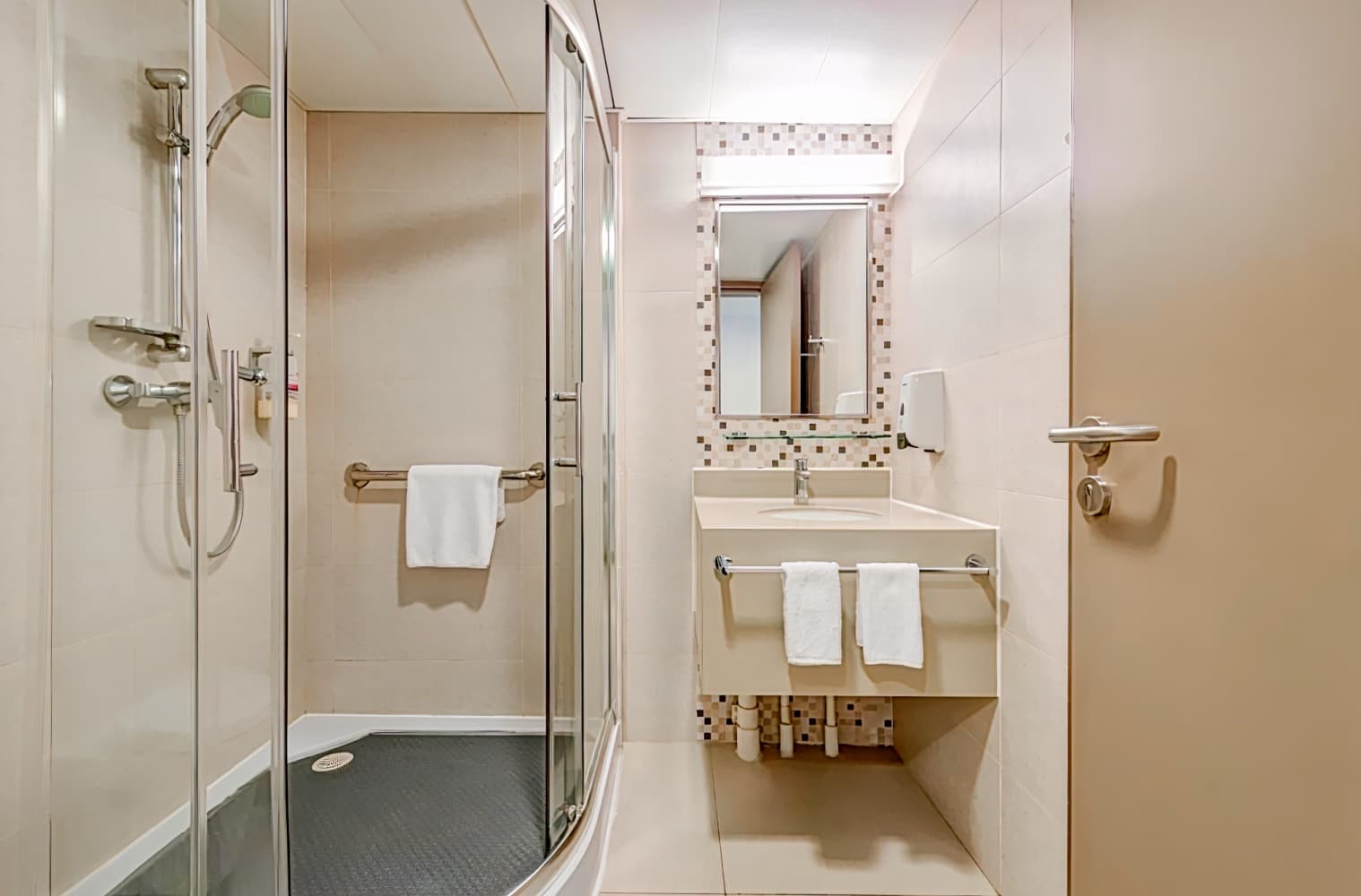 YHA Mei Ho House