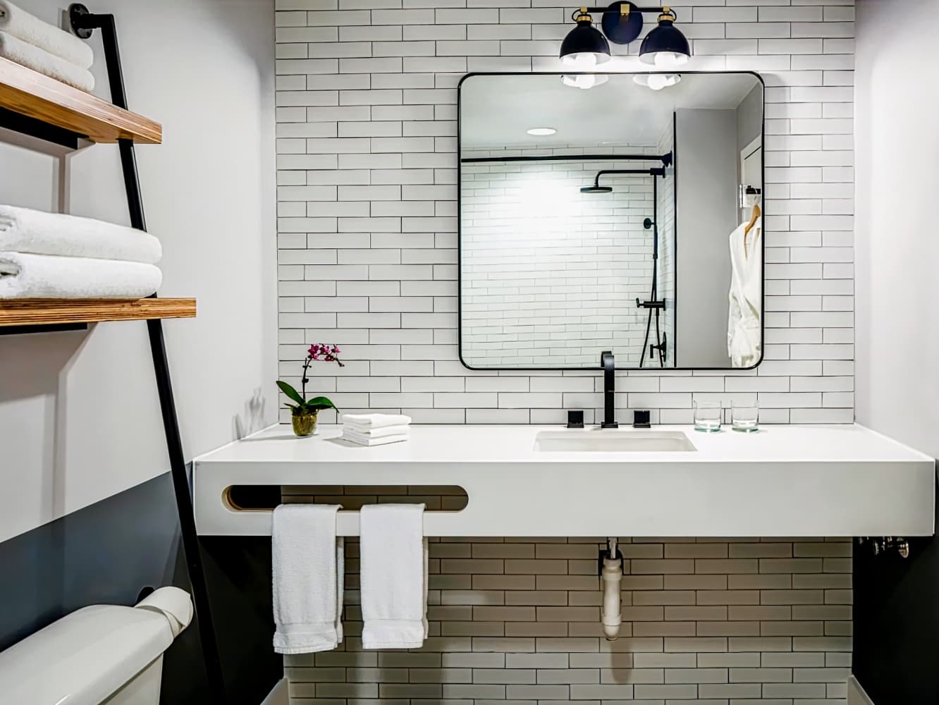 Freepoint Hotel Cambridge, a Tapestry Collection