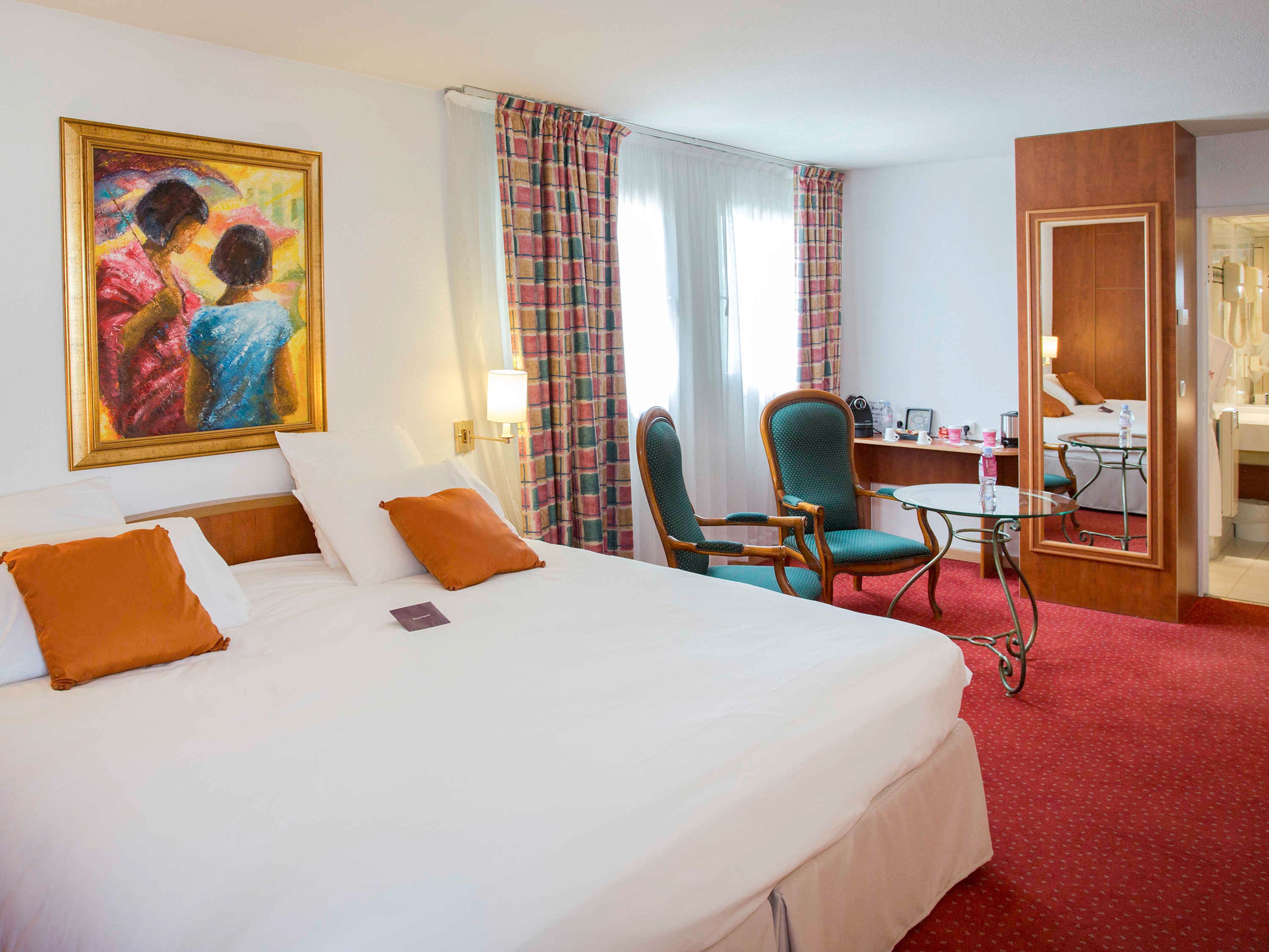 Mercure Cannes Mandelieu Hotel