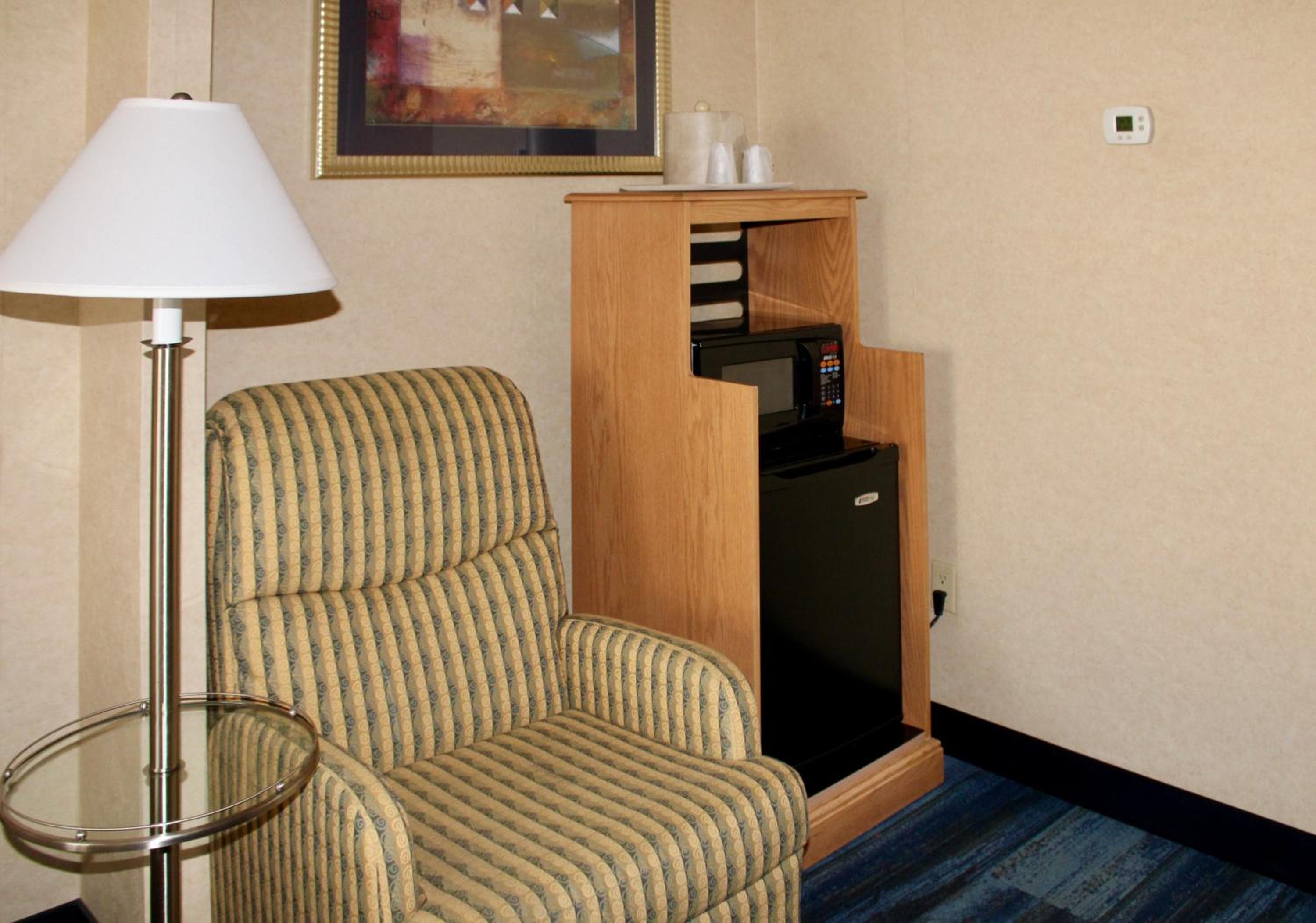 Marco LaGuardia Hotel and Suites