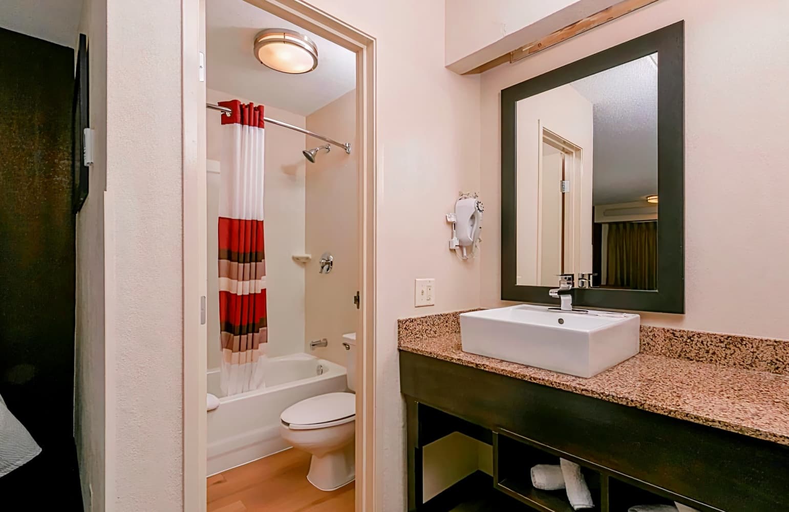 Red Roof PLUS+ San Francisco Airport