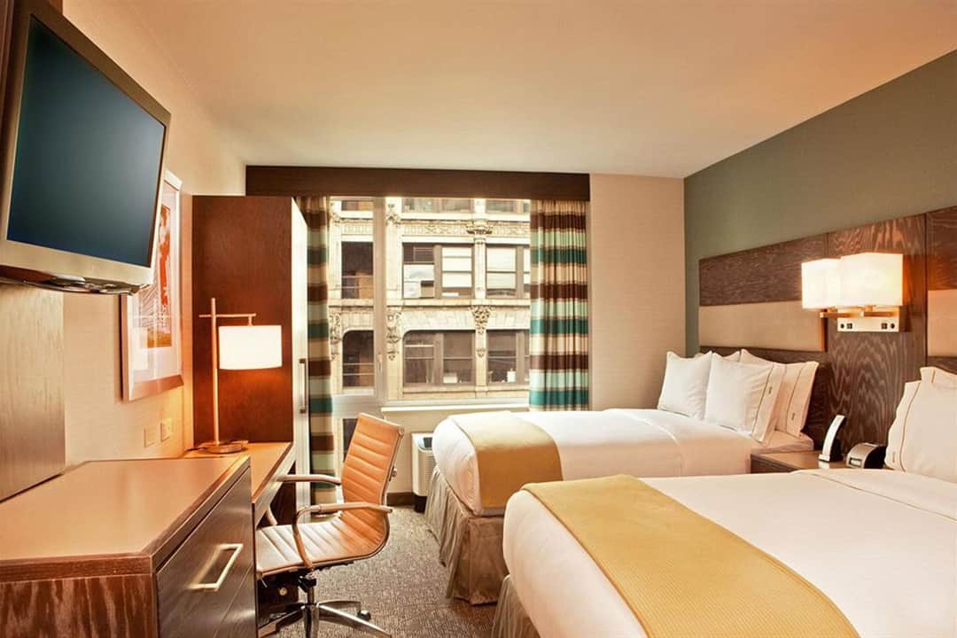 Holiday Inn Express Times Square South