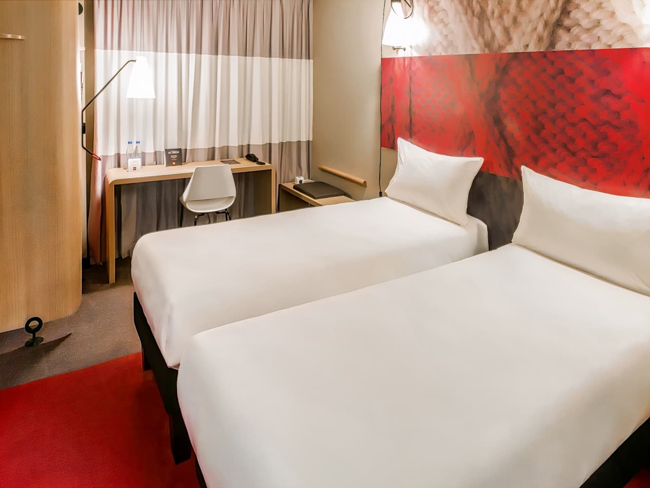 ibis Caen Porte de Bretagne