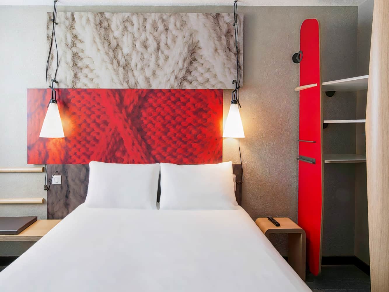 ibis Tours North