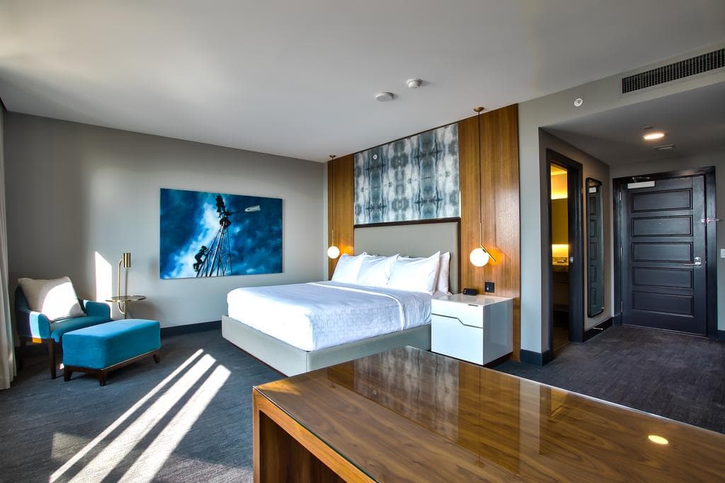 Renaissance Saint Elm Dallas Downtown Hotel