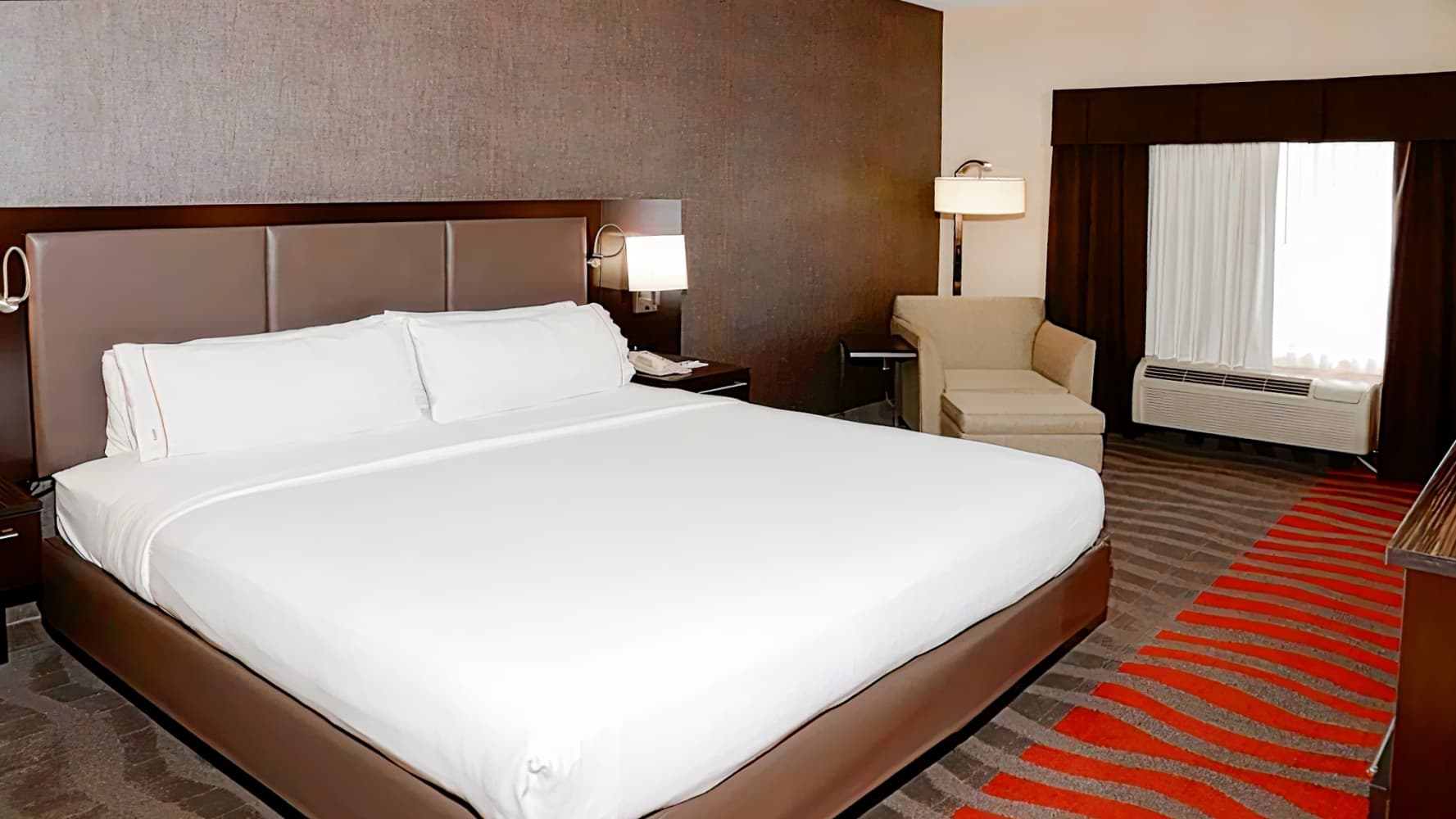 Holiday Inn Express Hotel & Suites Dayton-Centerville