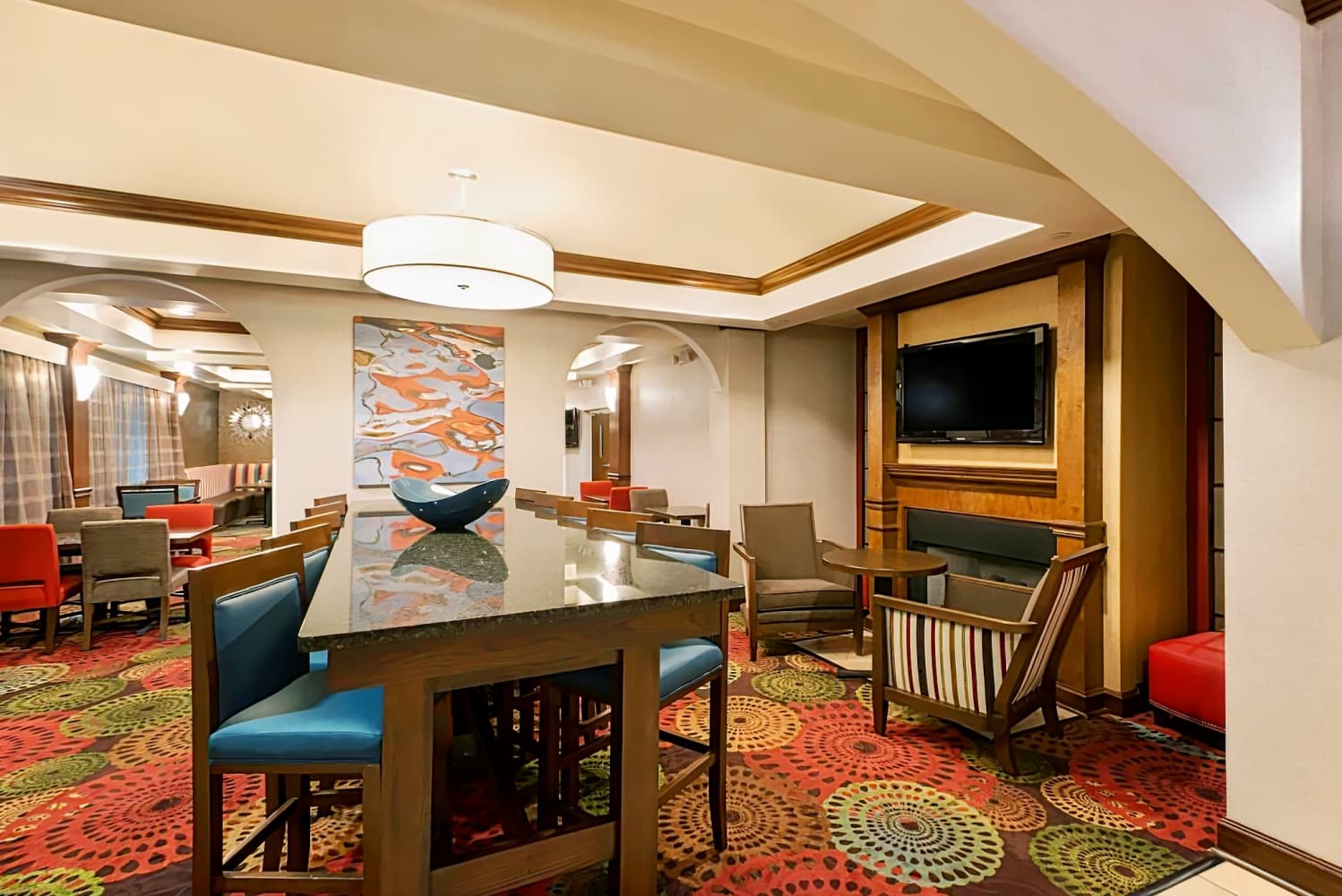 Holiday Inn Express & Suites Little Rock-West