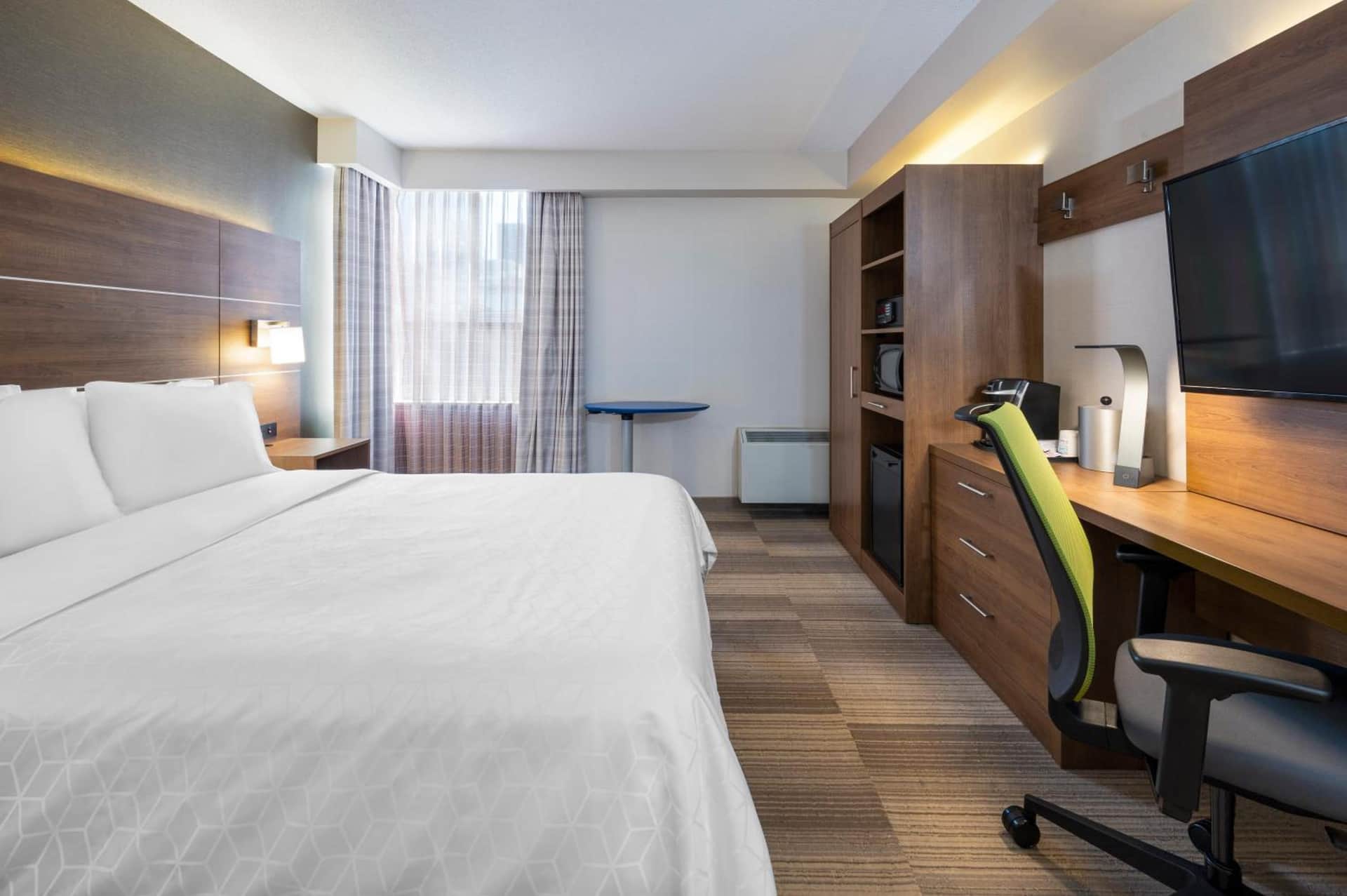 Holiday Inn Toronto Express Downtown