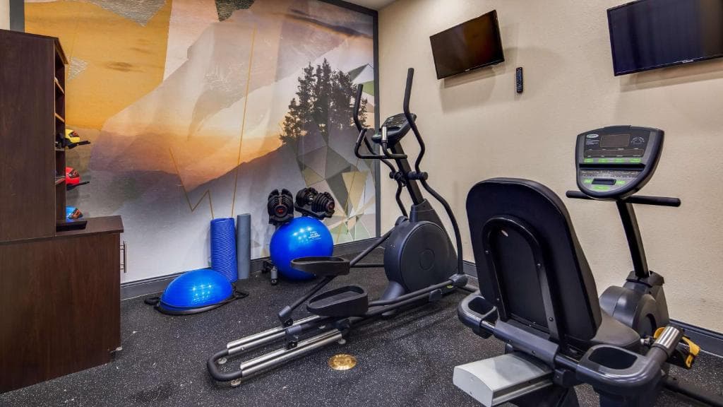 Best Western St. Louis Airport North Hotel & Suites