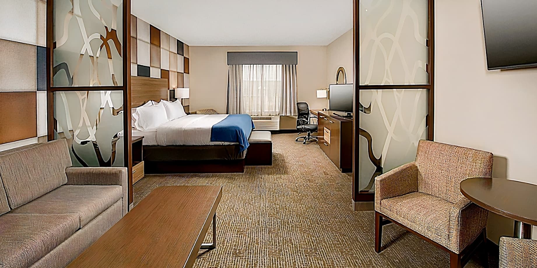 Holiday Inn Express Hotel & Suites Waco South