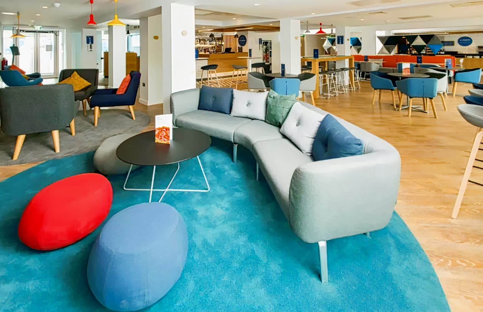 Holiday Inn Express Cardiff Bay