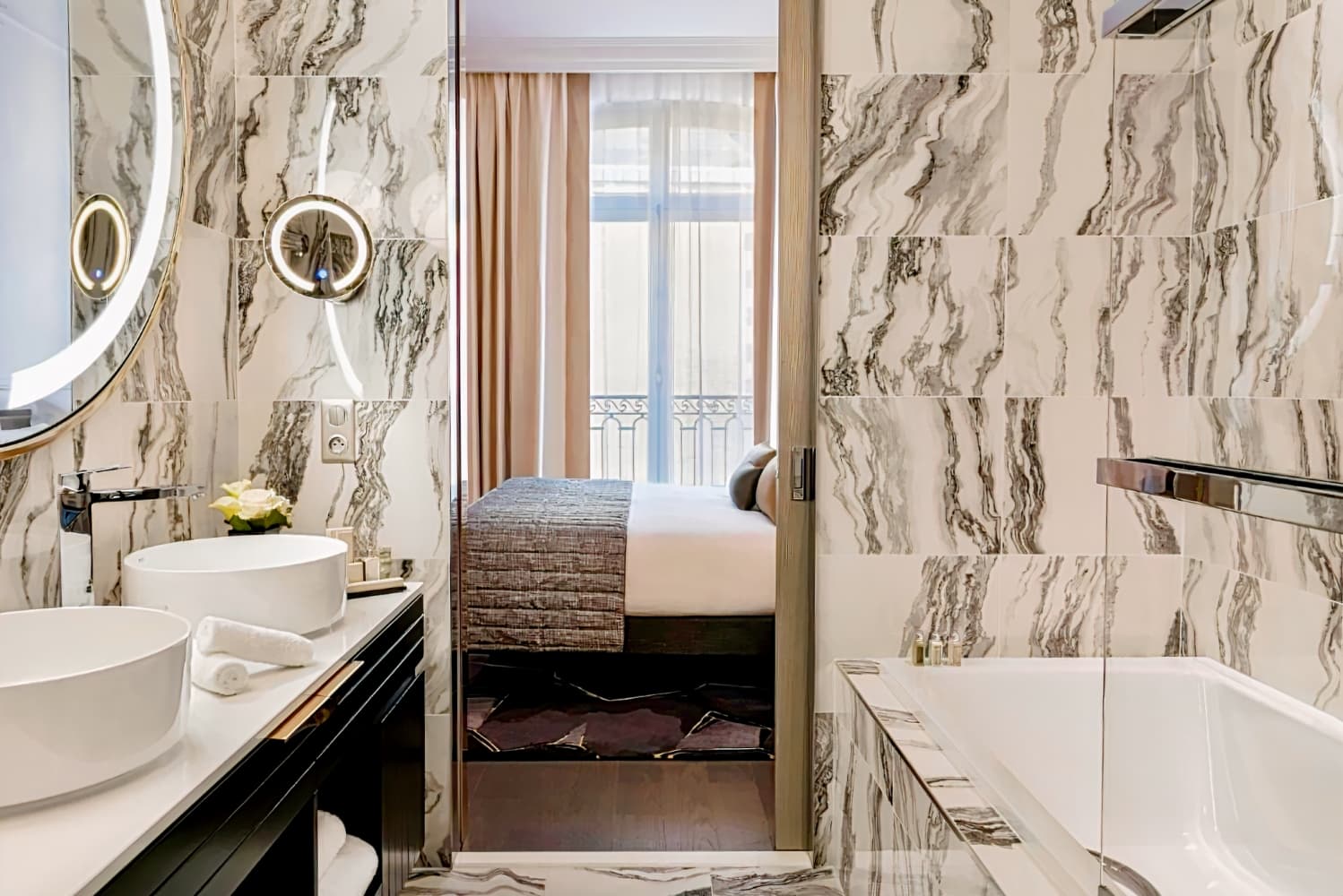 La Clef Champs-Élysées Paris by The Crest Collection