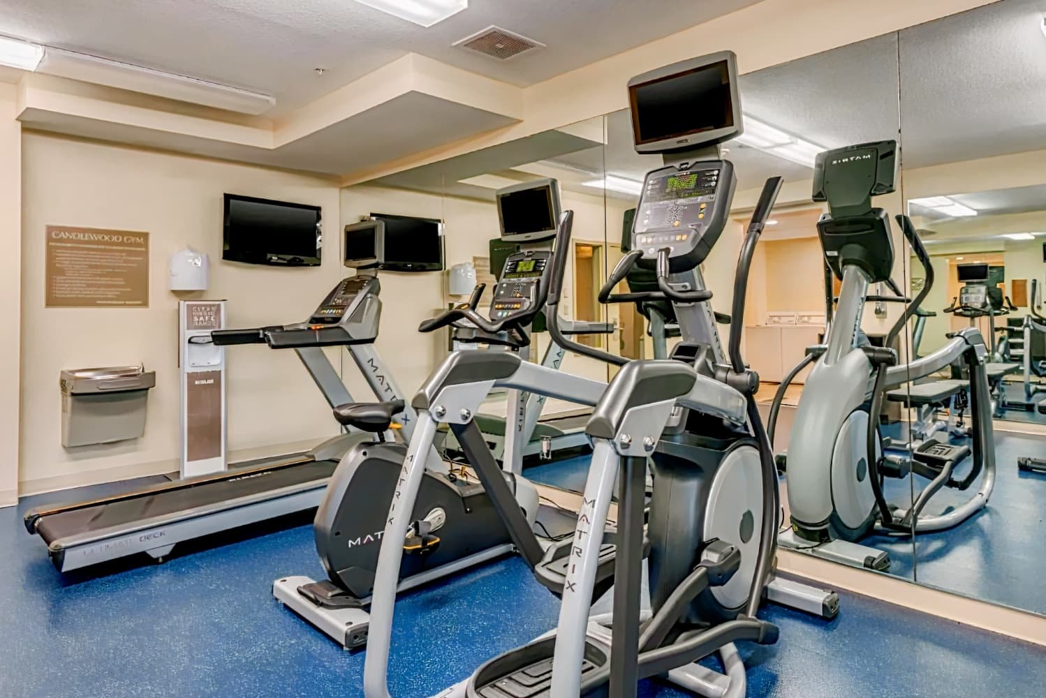 Candlewood Suites Fort Myers-Sanibel Gateway