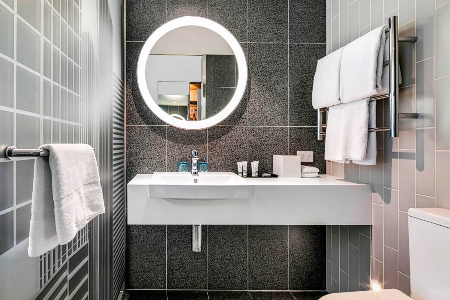 Holiday Inn Express Melbourne Little Collins