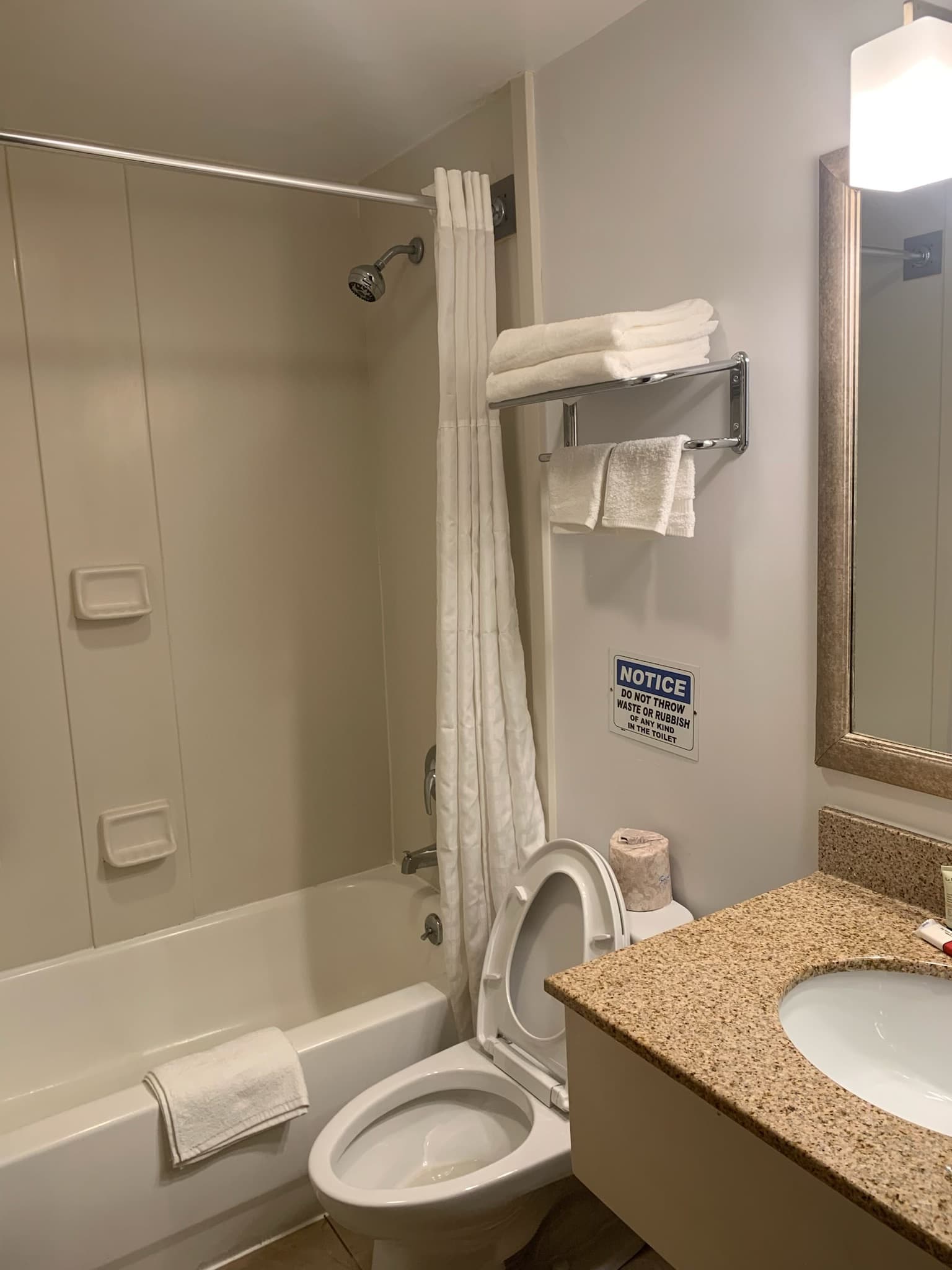 Sky Hotel Flushing/Laguardia Airport