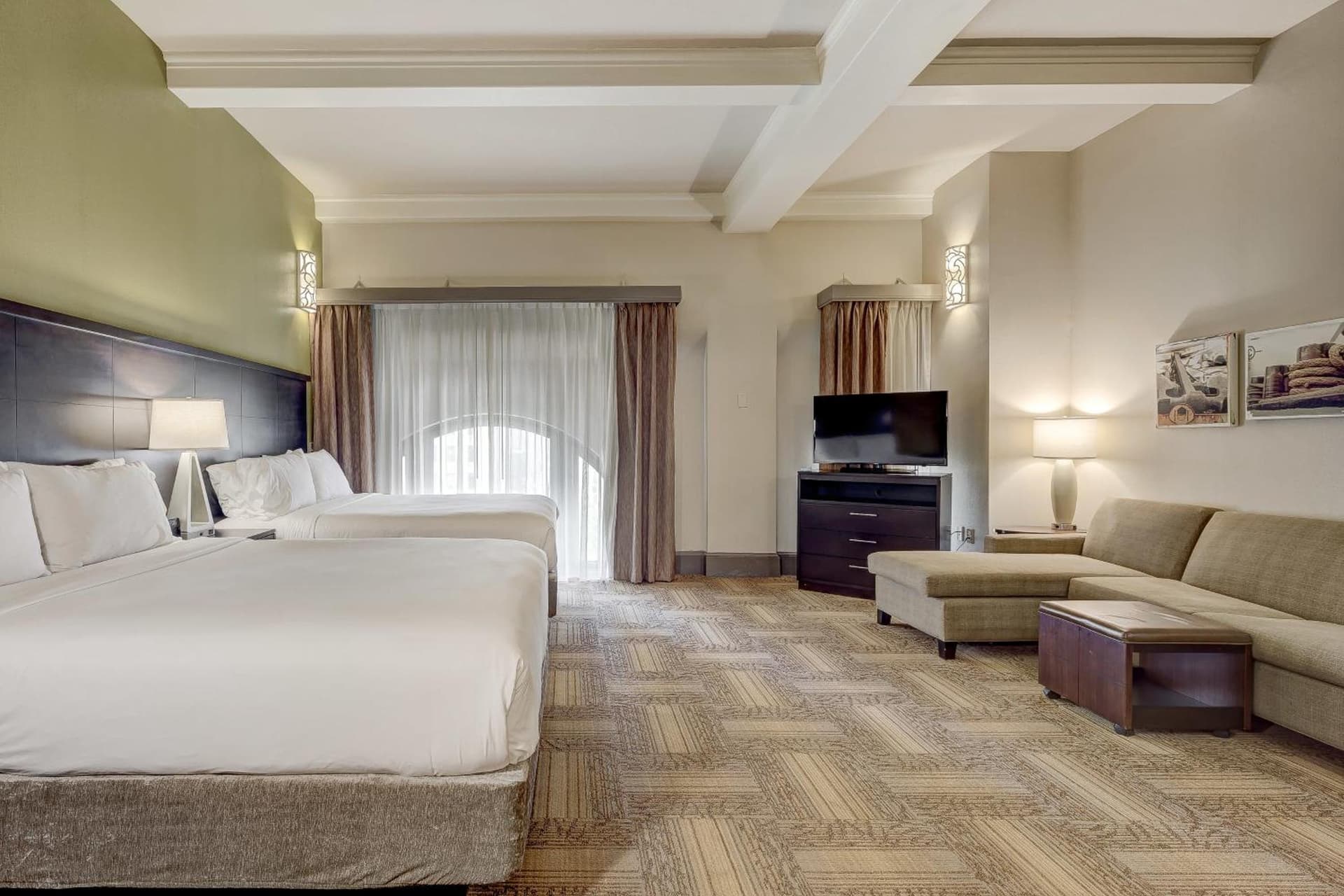Staybridge Suites Baltimore - Inner Harbor, an IHG Hotel