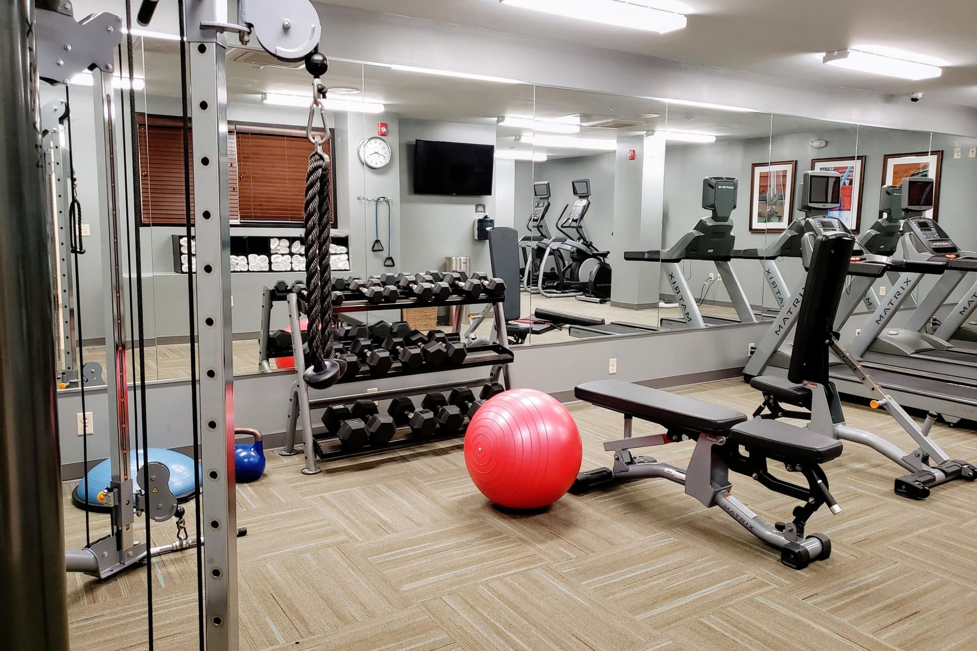Staybridge Suites Baltimore - Inner Harbor, an IHG Hotel