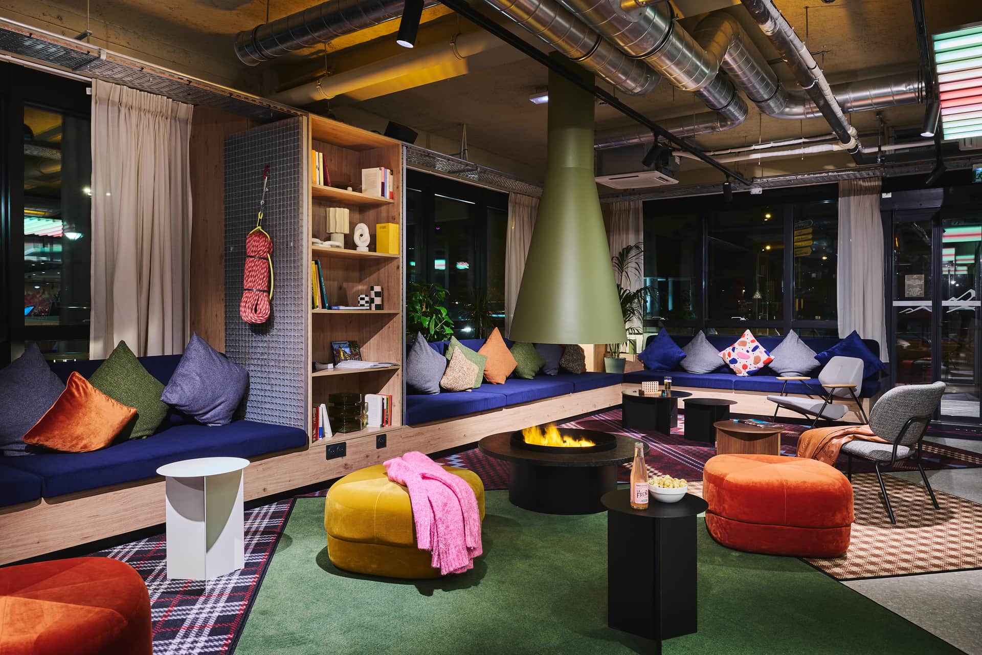 Moxy Annecy