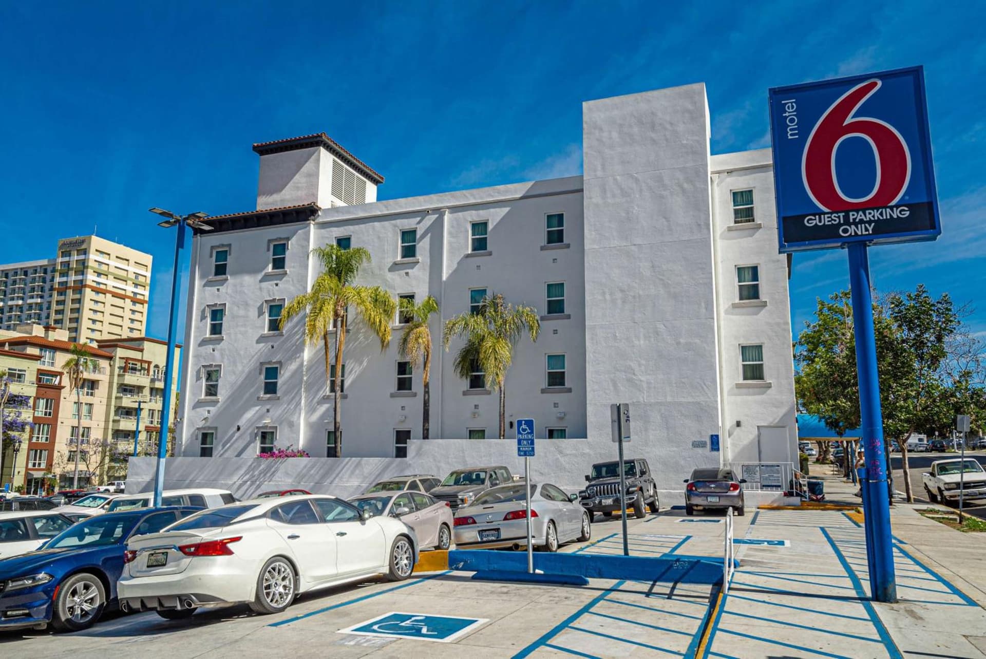 Motel 6-San Diego, CA - Downtown