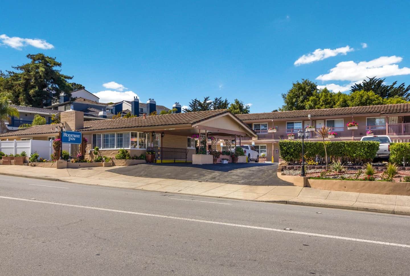 Rodeway Inn near Downtown Monterey