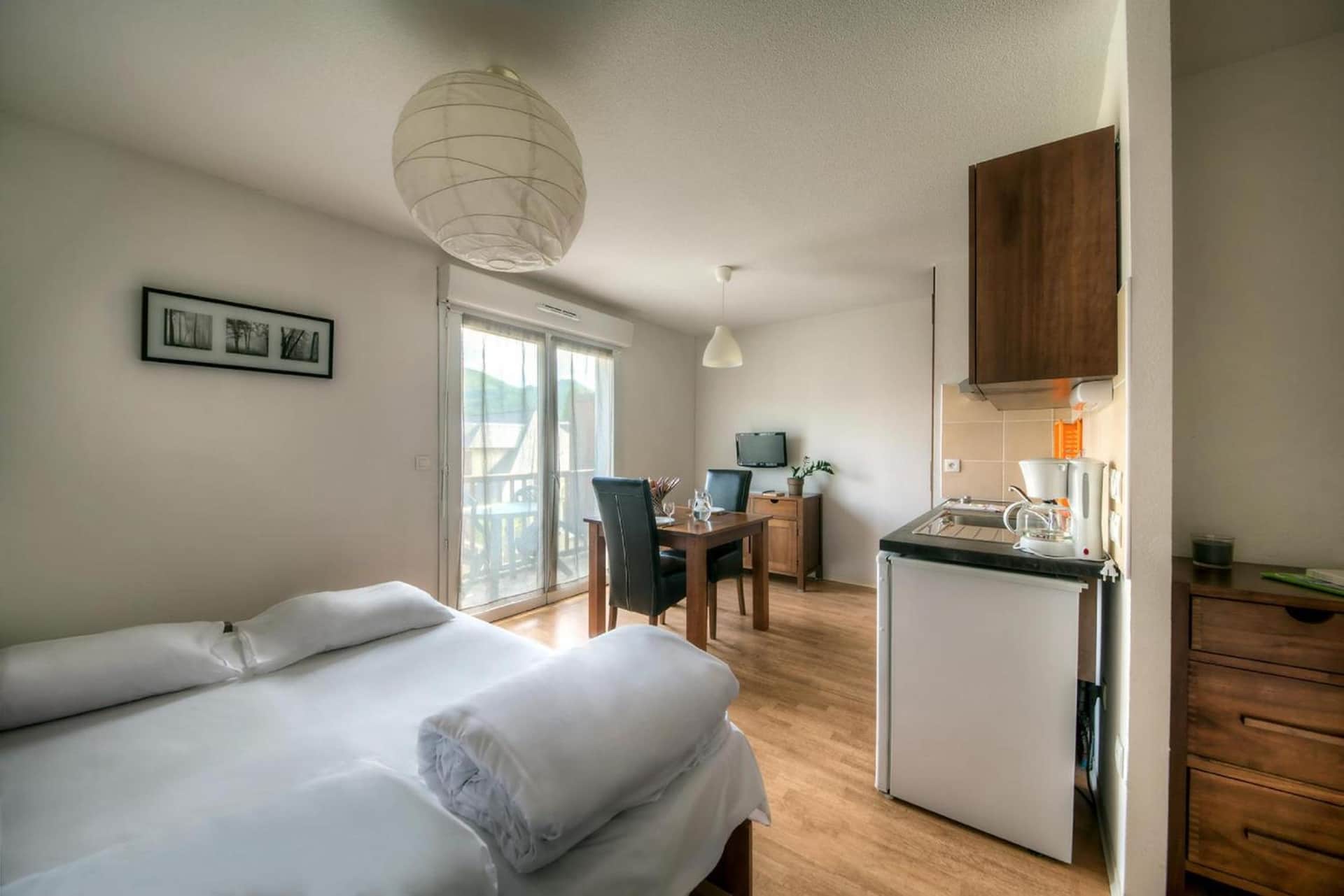 Zenitude Hôtel-Résidences l'Acacia Lourdes