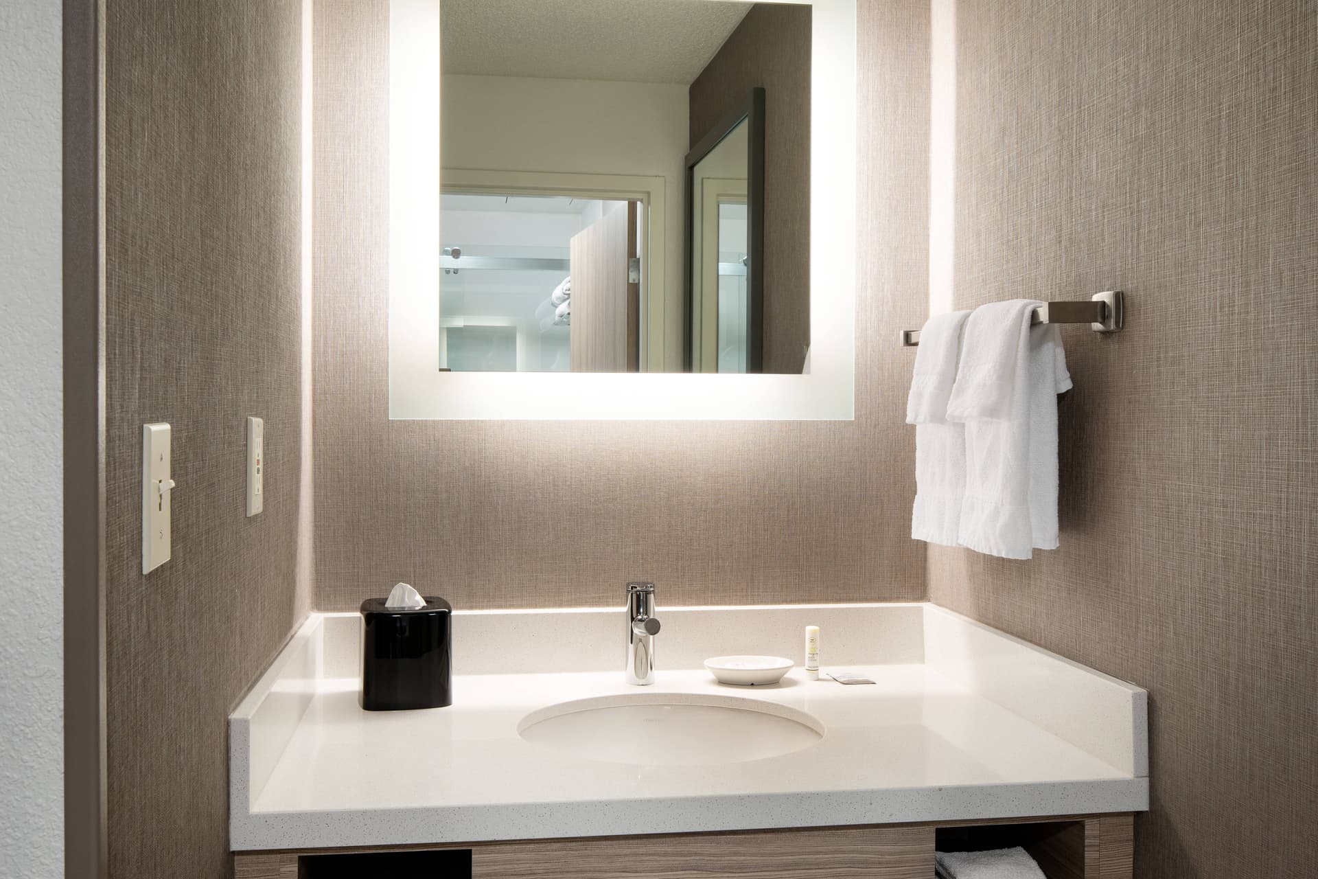 Sonesta Select Seattle Renton