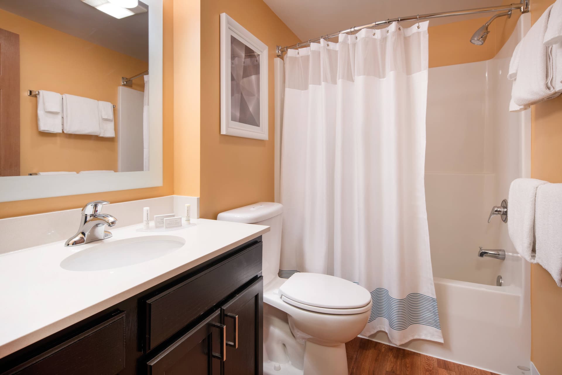 Sonesta Simply Suites Seattle Renton
