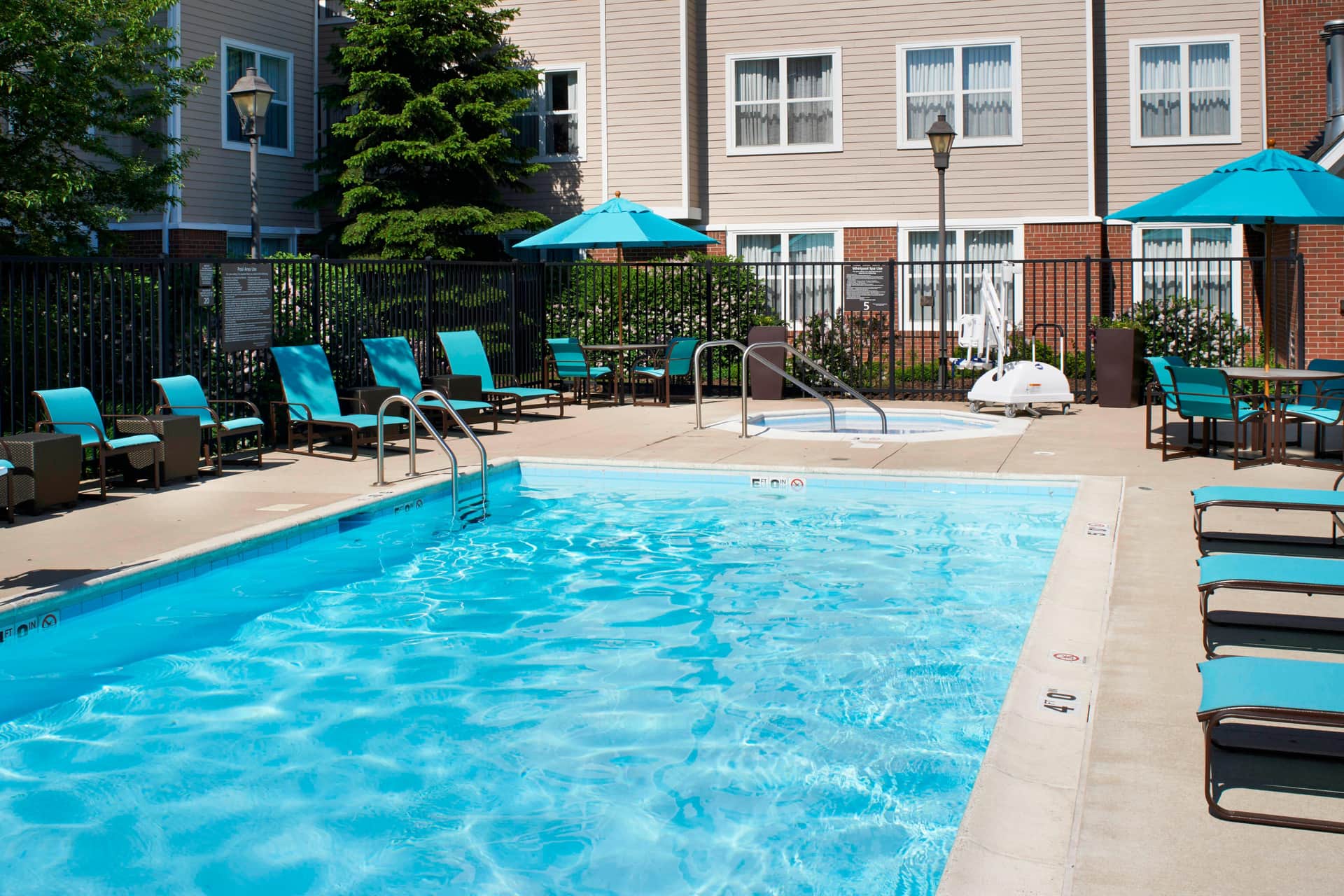 Sonesta ES Suites Chicago Waukegan Gurnee