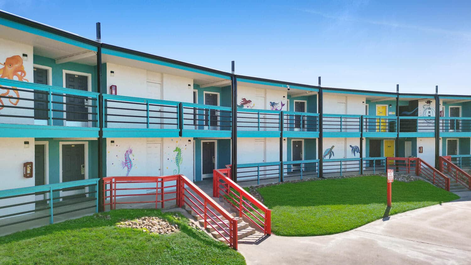 Crystal Palace Resort